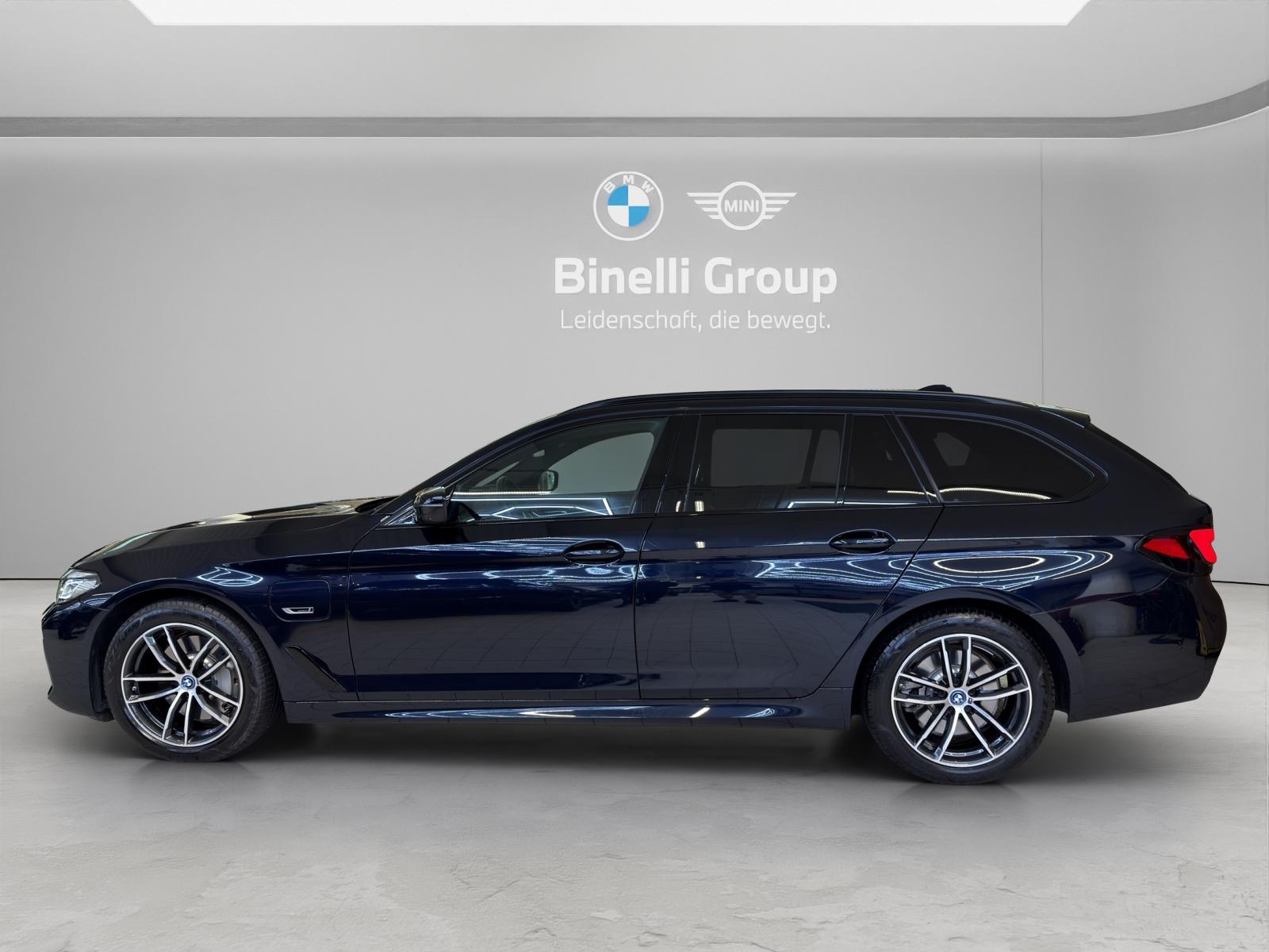 BMW 530e xDrive Touring M-SportPaket-showroom-element-2