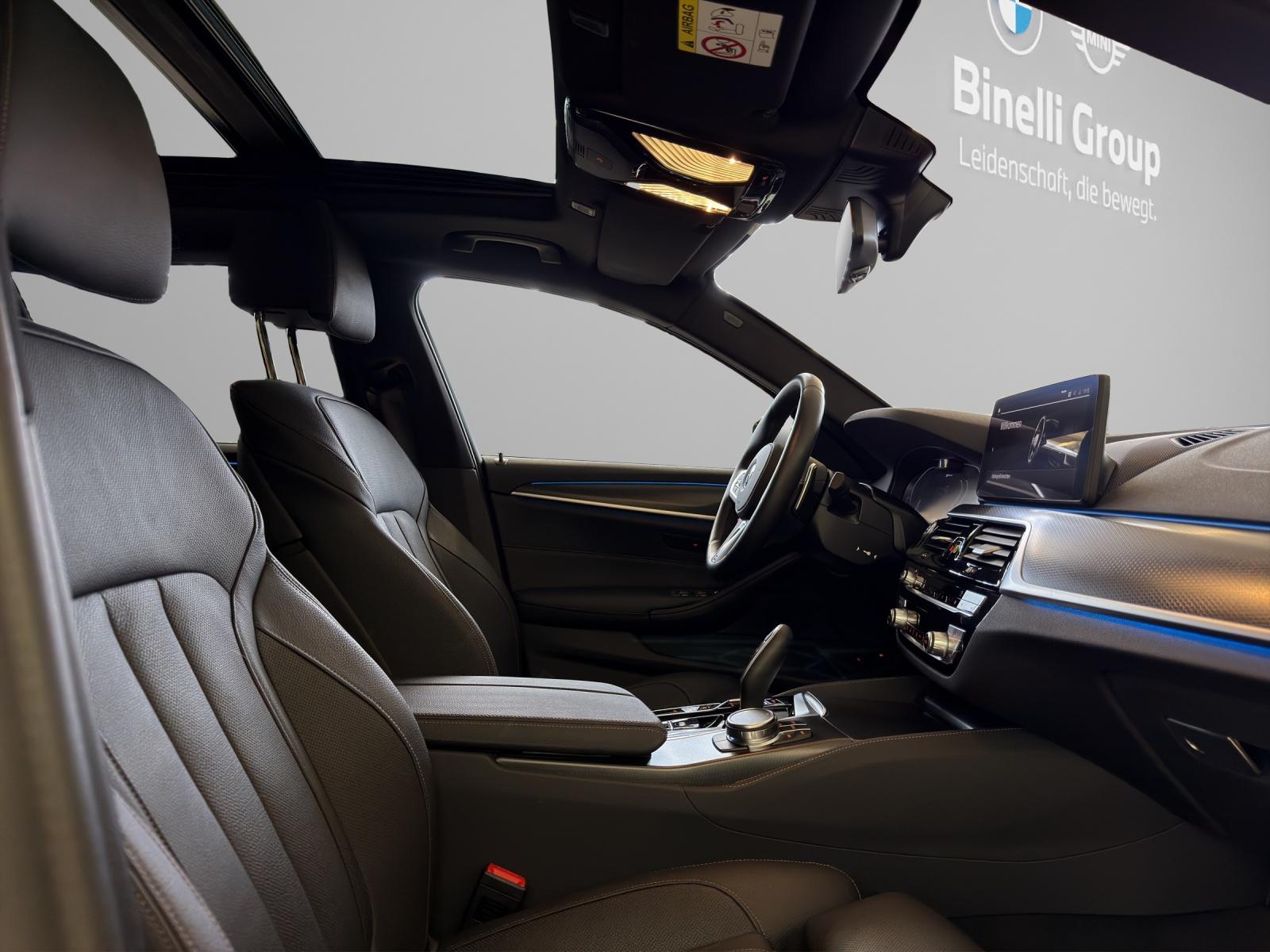 BMW 530e xDrive Touring M-SportPaket-image-17