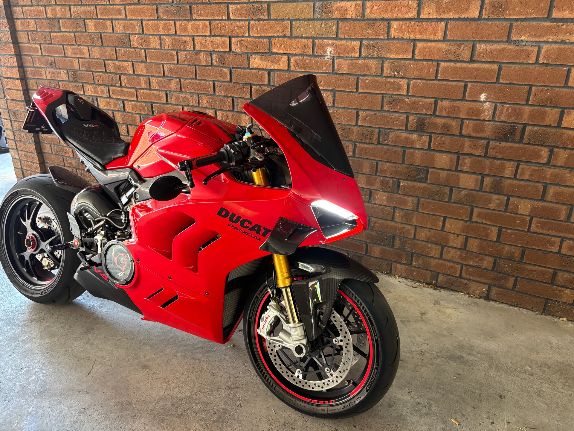 DUCATI Panigale V4 S-image-1
