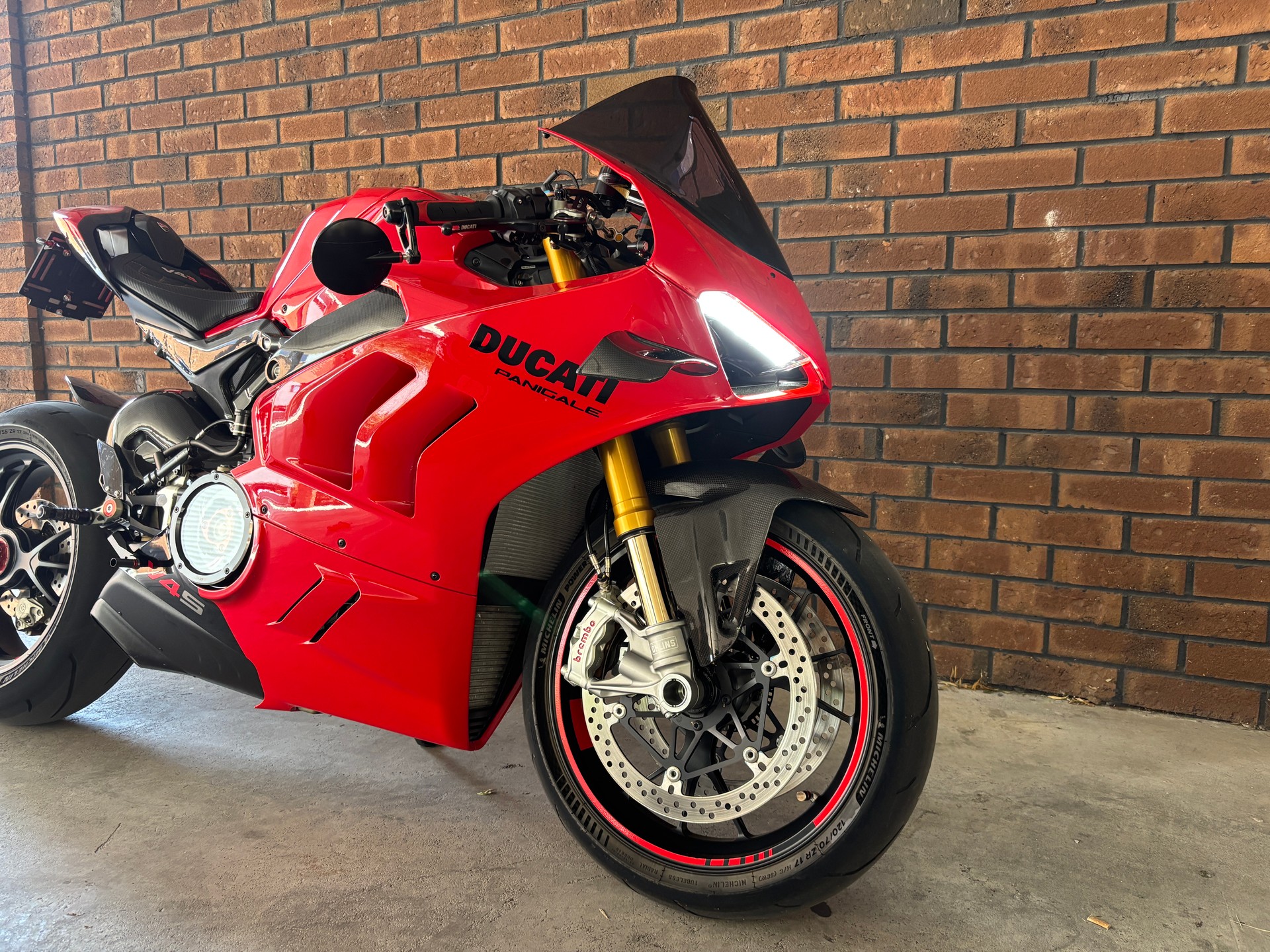 DUCATI Panigale V4 S-image-0