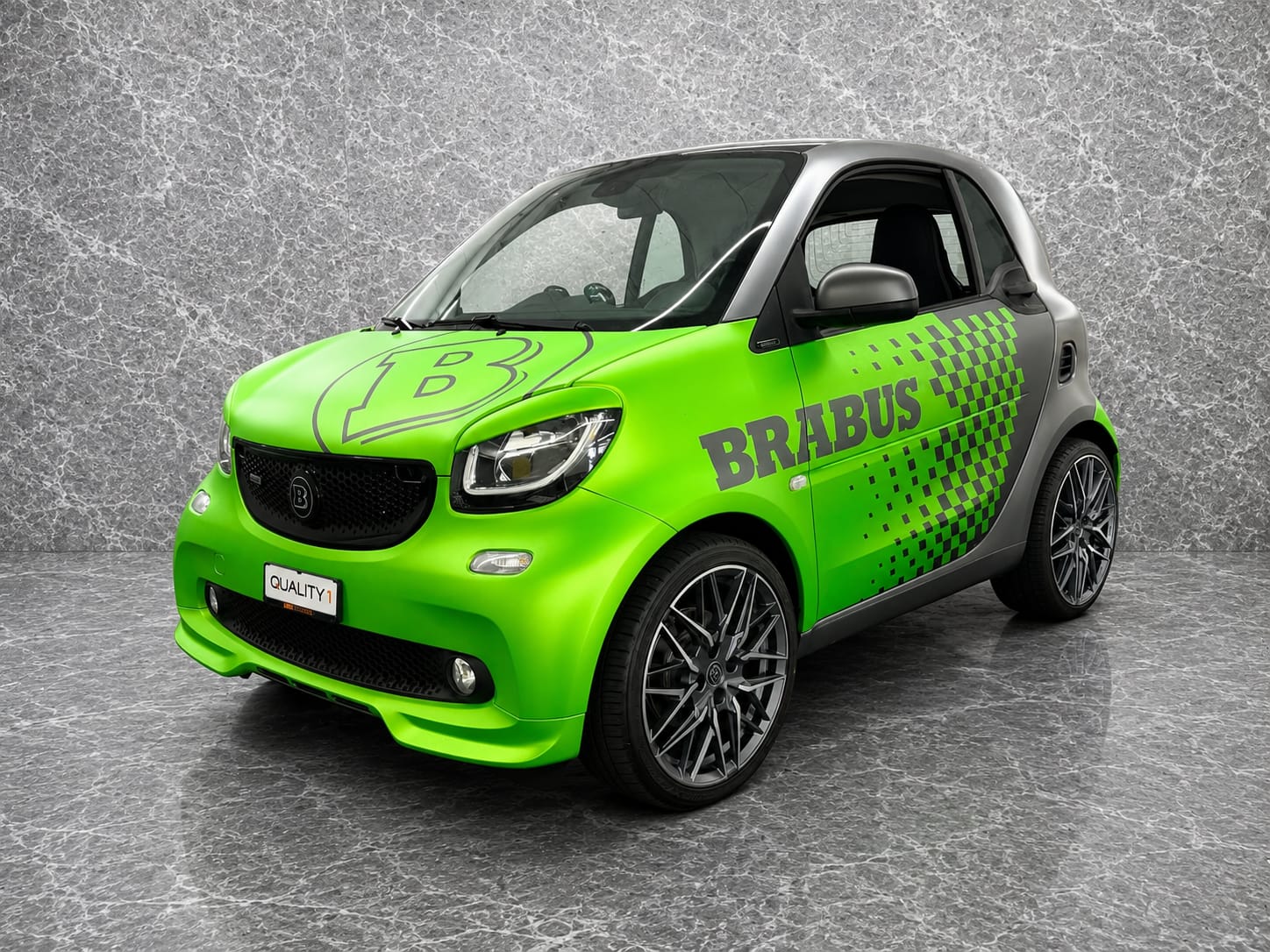 SMART fortwo Brabus 130 Xclusive twinmatic-showroom-element-3