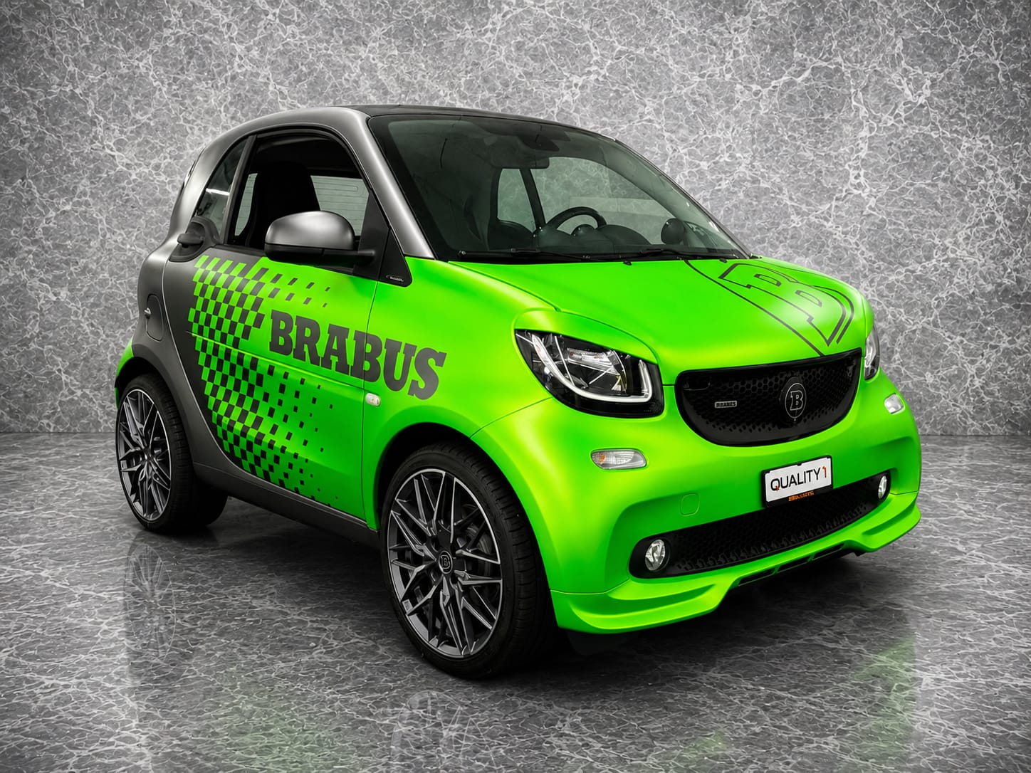 SMART fortwo Brabus 130 Xclusive twinmatic-showroom-element-1