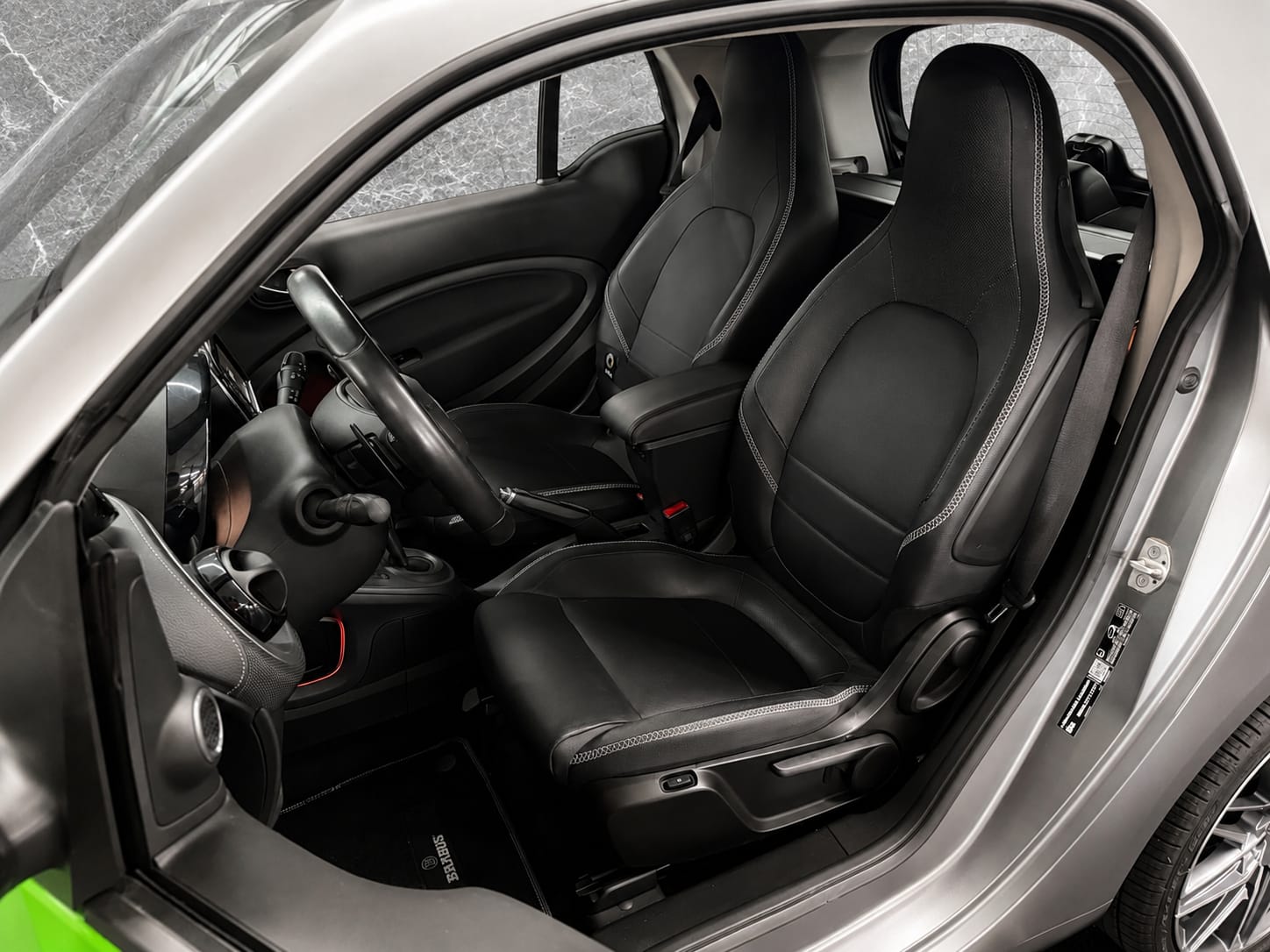 SMART fortwo Brabus 130 Xclusive twinmatic-image-14