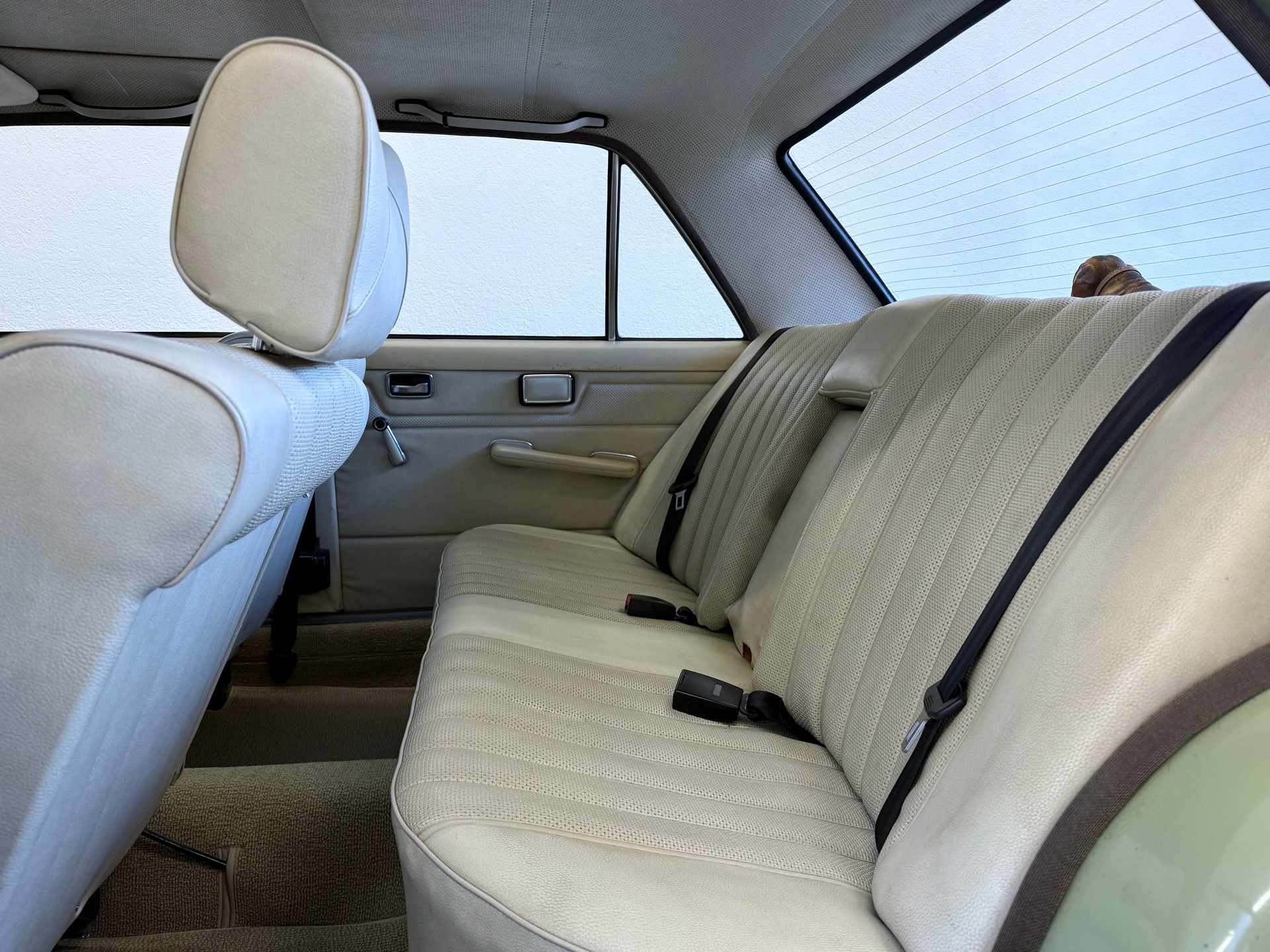 MERCEDES-BENZ 230.4 WIR Zahlung möglich-image-13