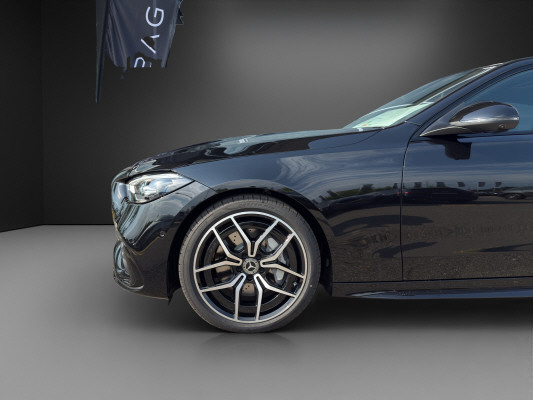 MERCEDES-BENZ C 300 4 Matic-image-5