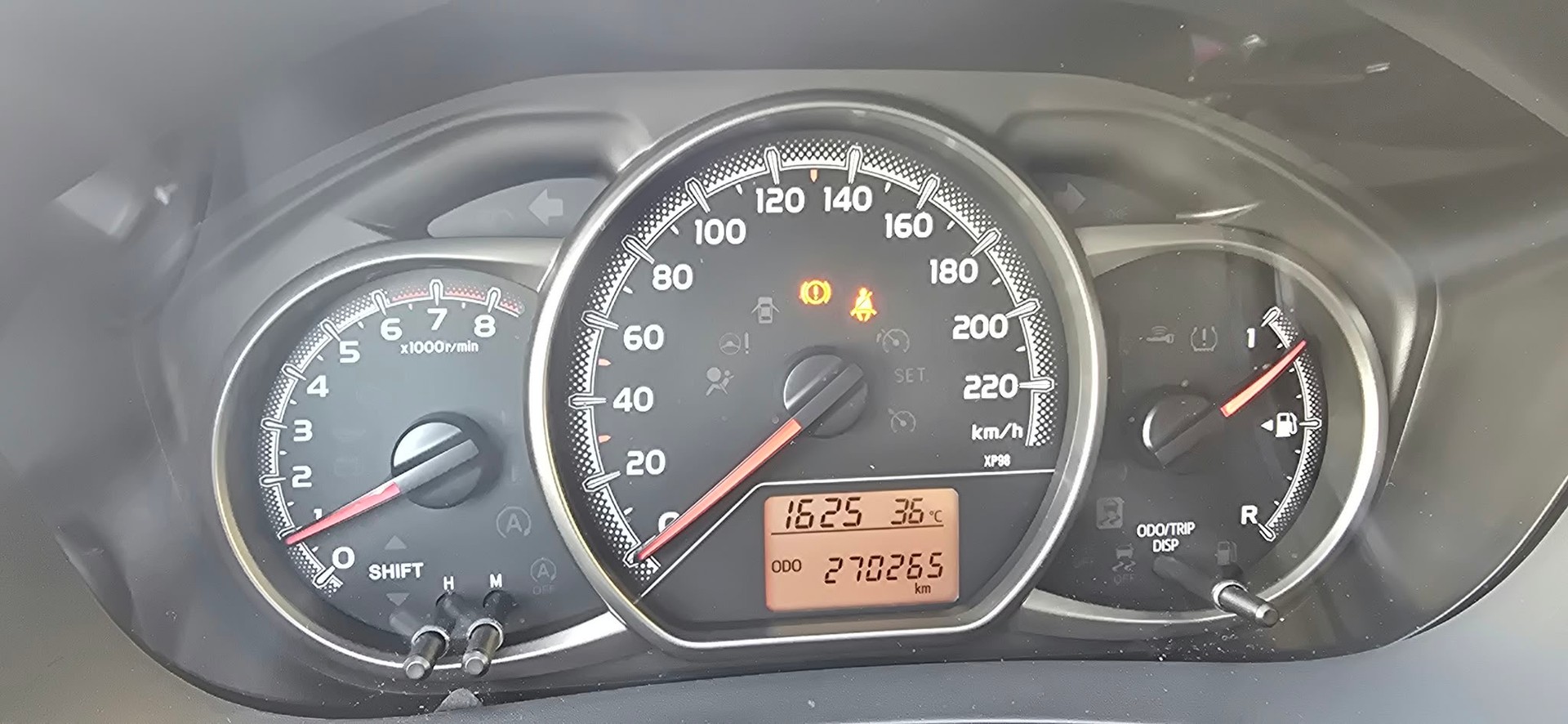 TOYOTA Yaris 1.33 Sol Premium-image-14