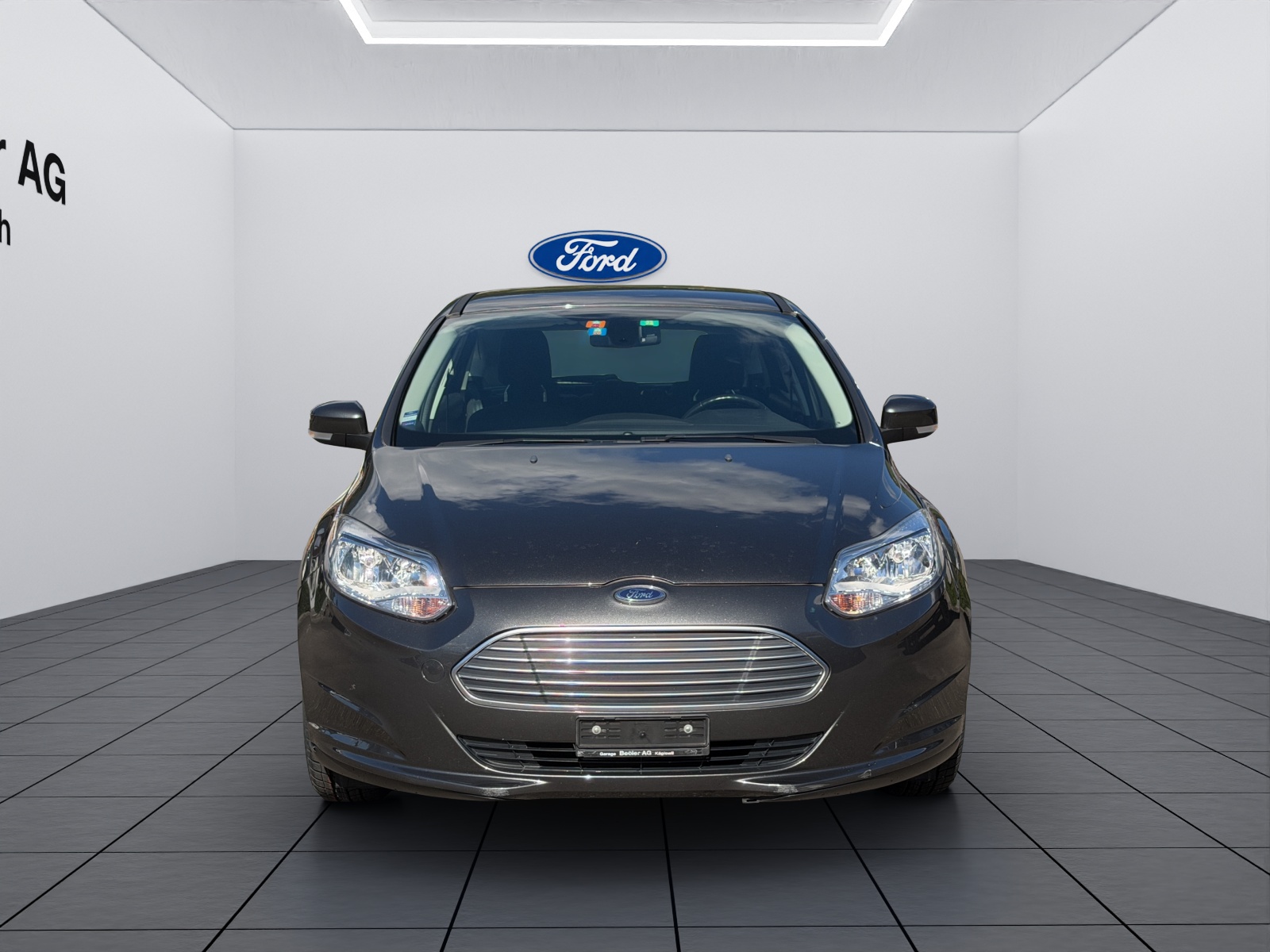FORD Focus Electric-showroom-element-1