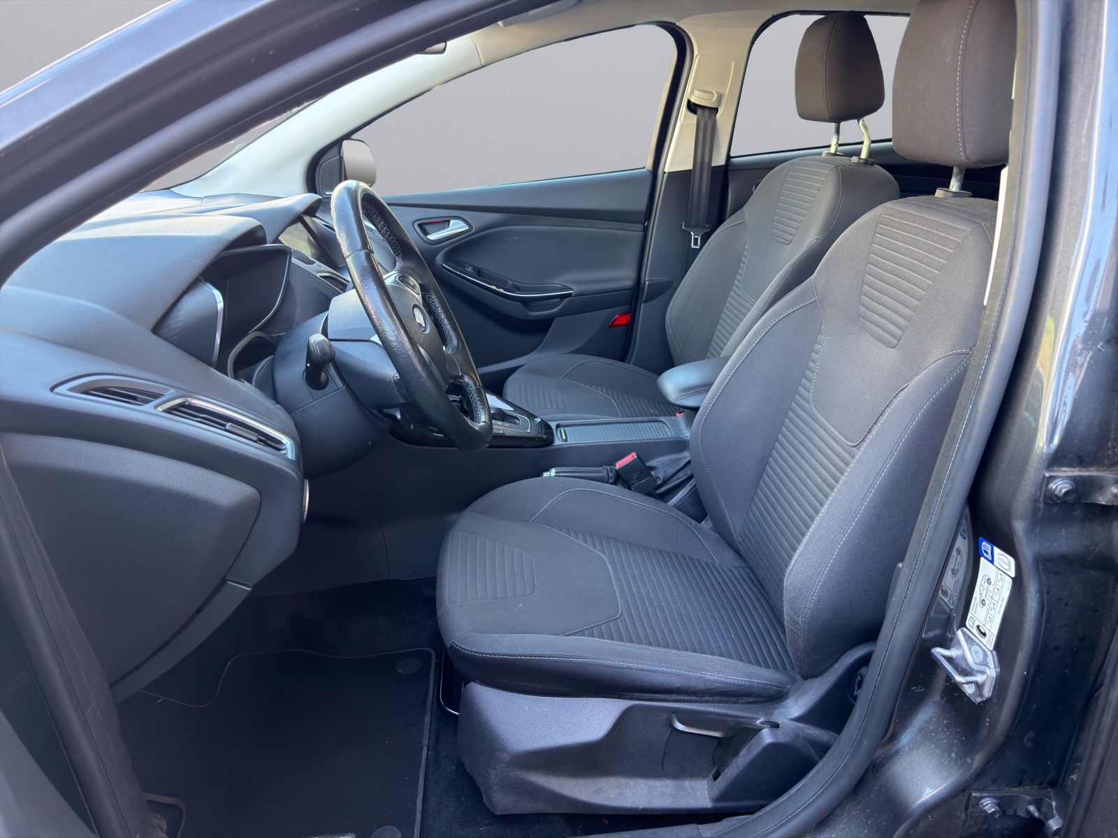 FORD Focus Electric-image-11