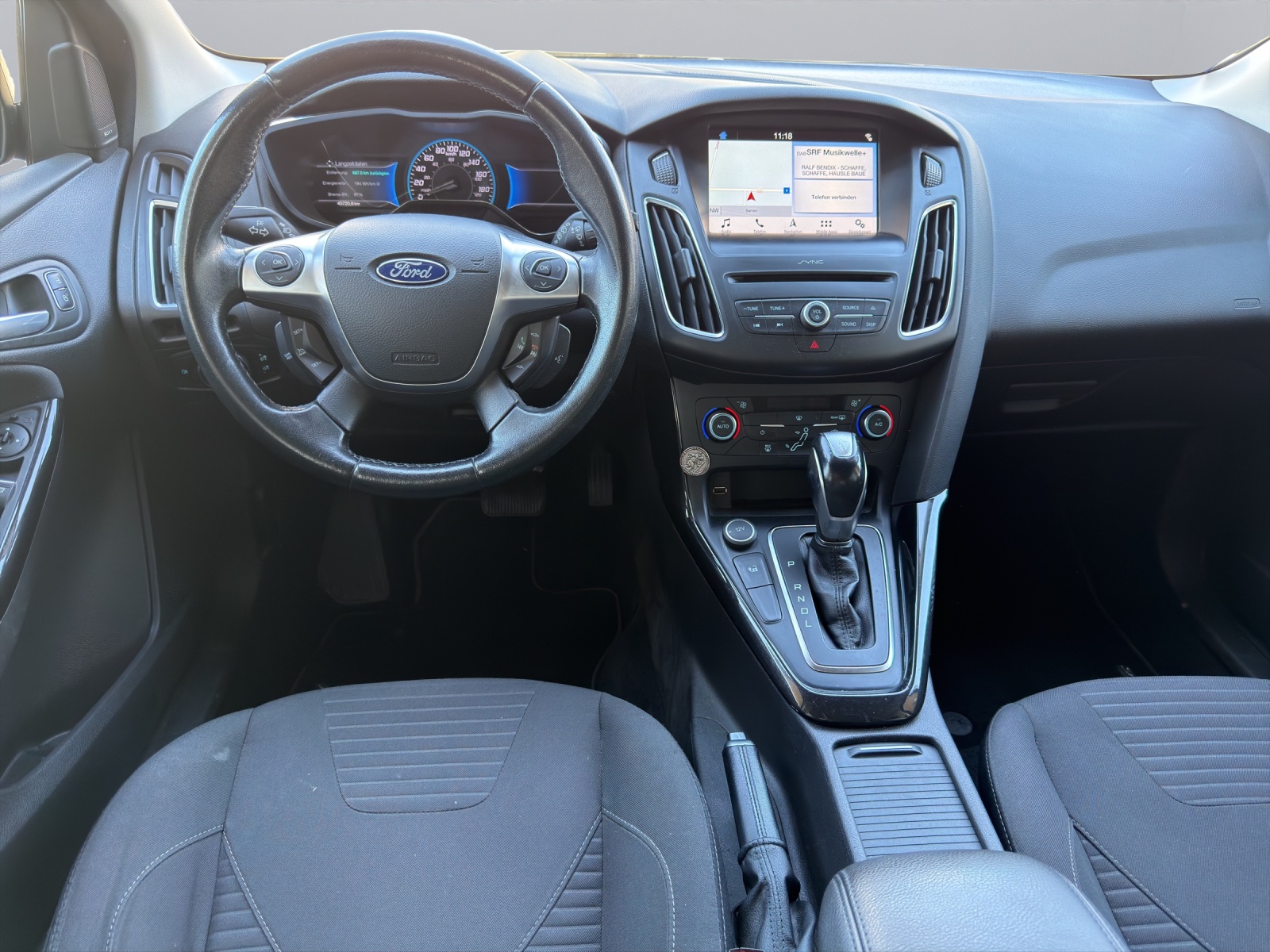 FORD Focus Electric-image-12
