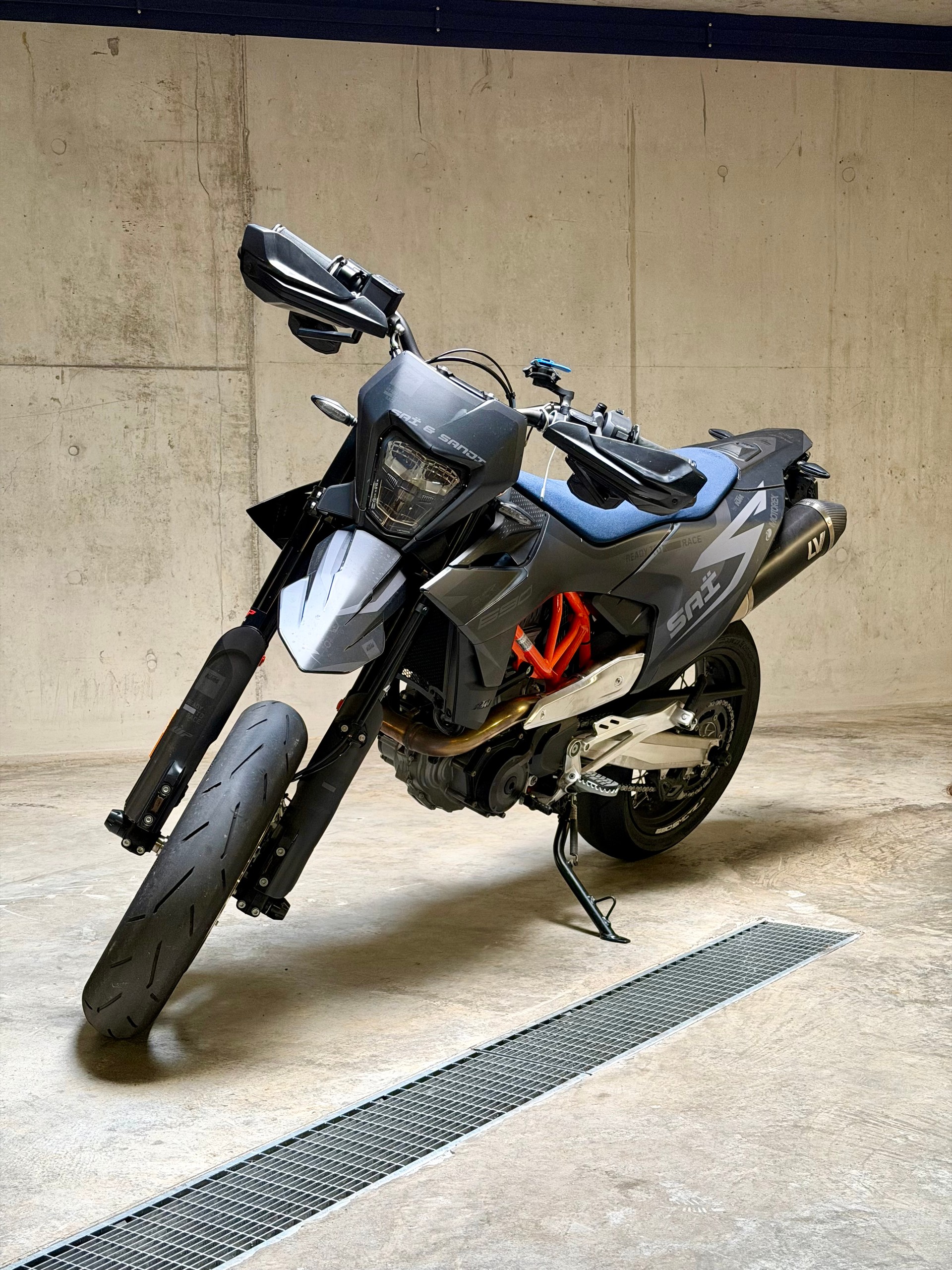 KTM 690 Enduro R-image-0
