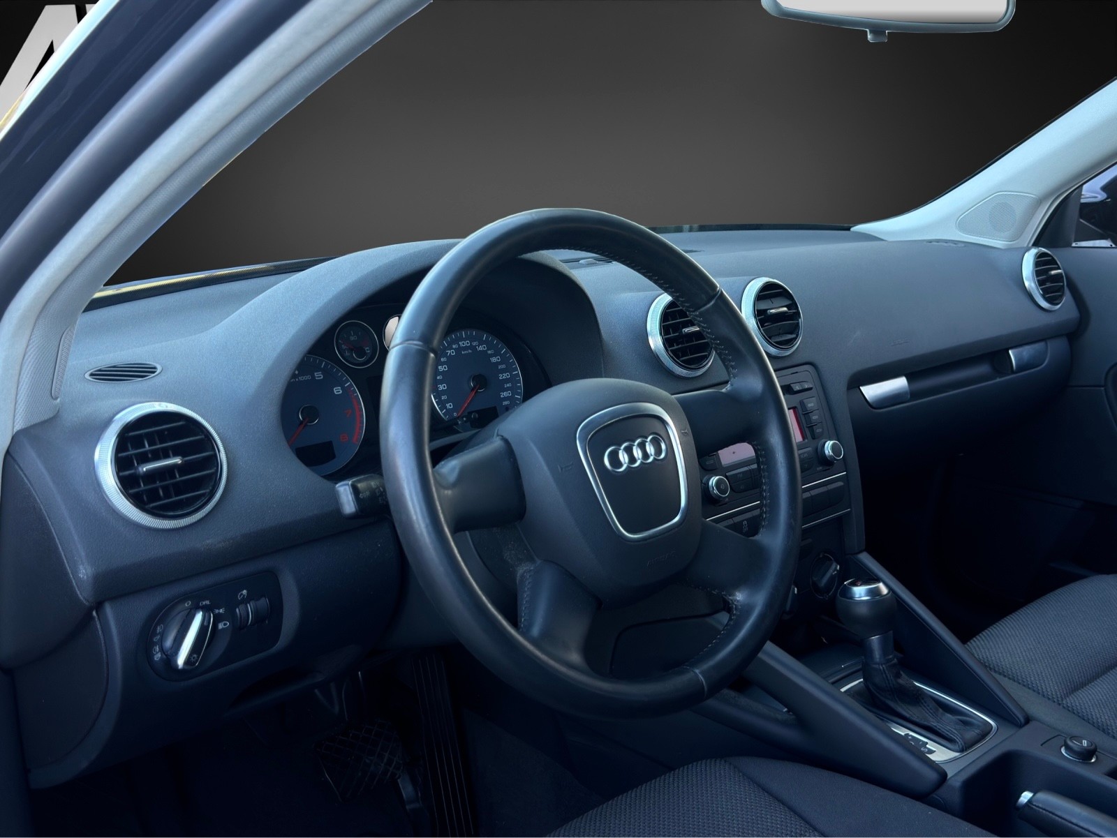 AUDI A3 Sportback 1.4 TFSI Start Plus S-tronic-image-7