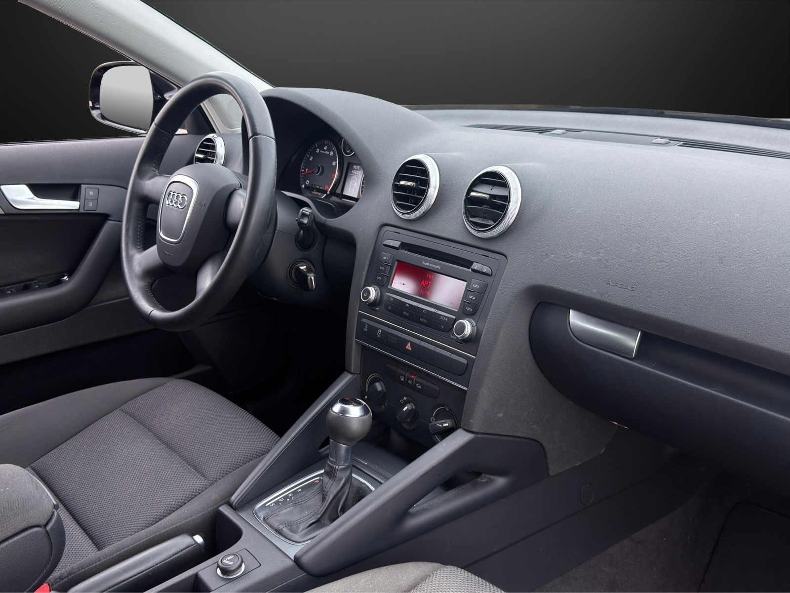 AUDI A3 Sportback 1.4 TFSI Start Plus S-tronic-image-9