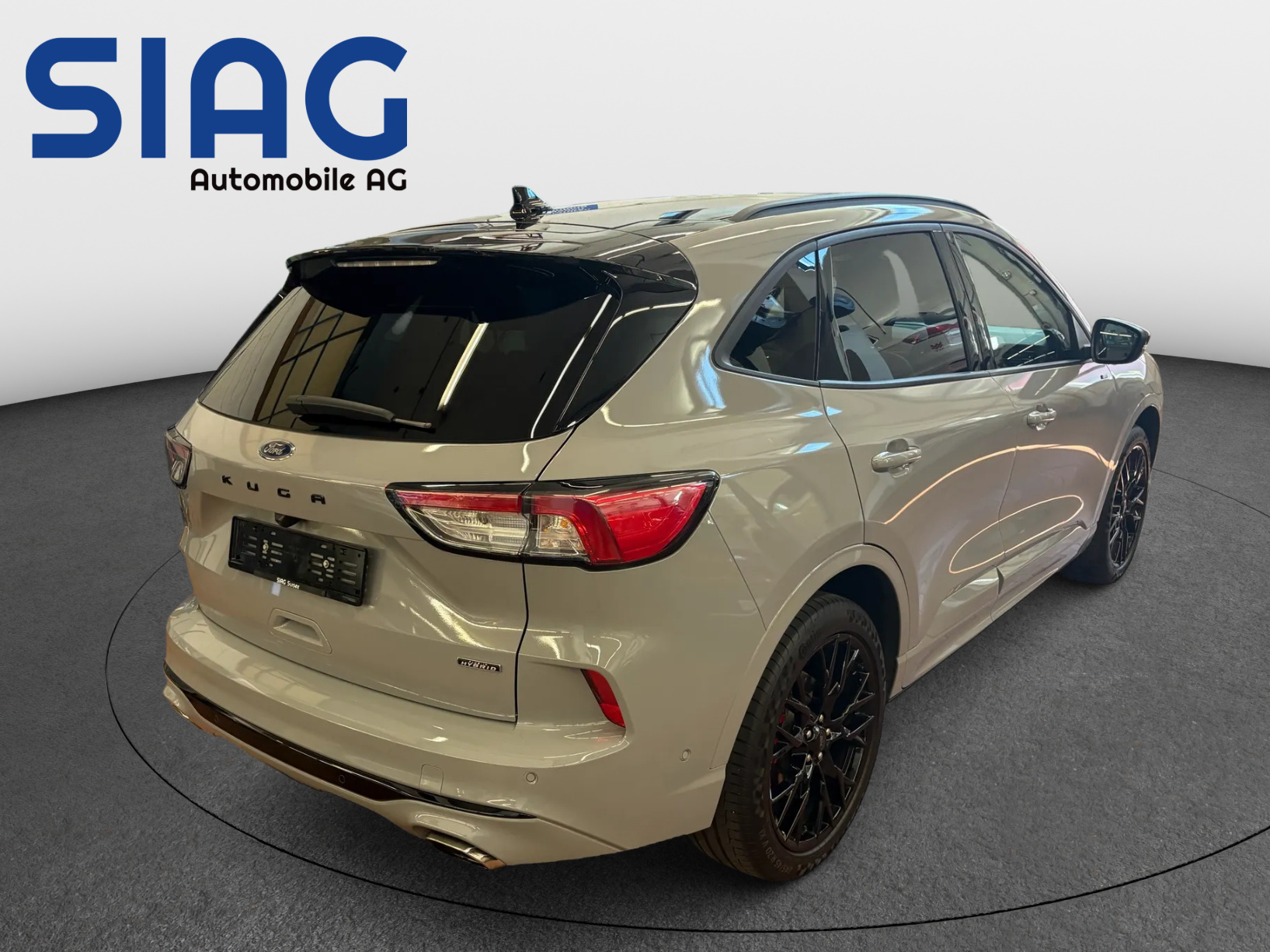 FORD Kuga 2.5 Plug-in Hybrid Graphite Tech Edition-showroom-element-2
