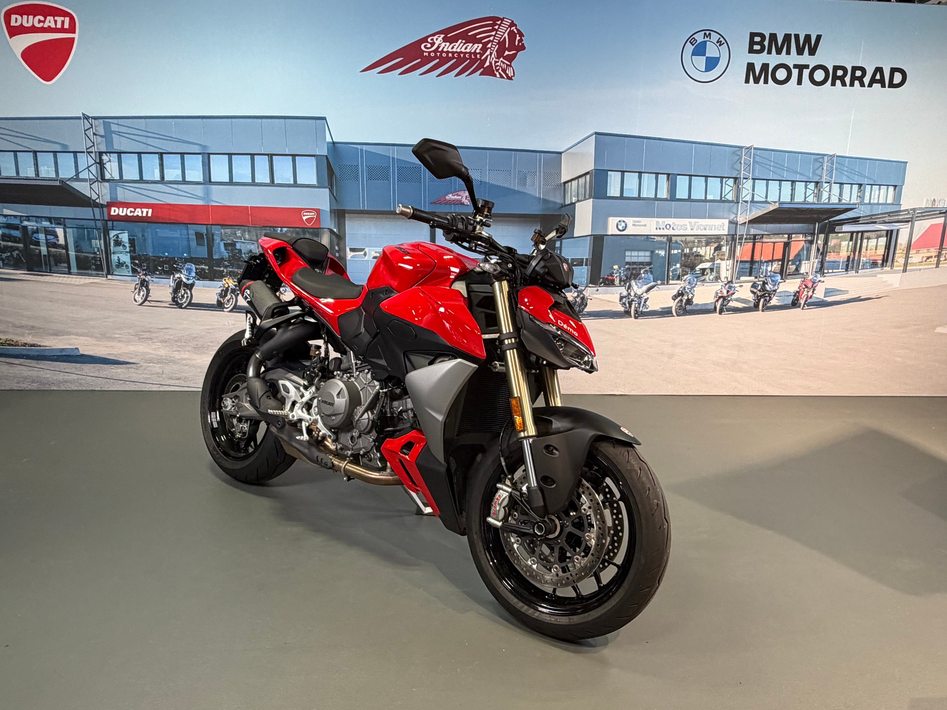 DUCATI Streetfighter V2-image-0