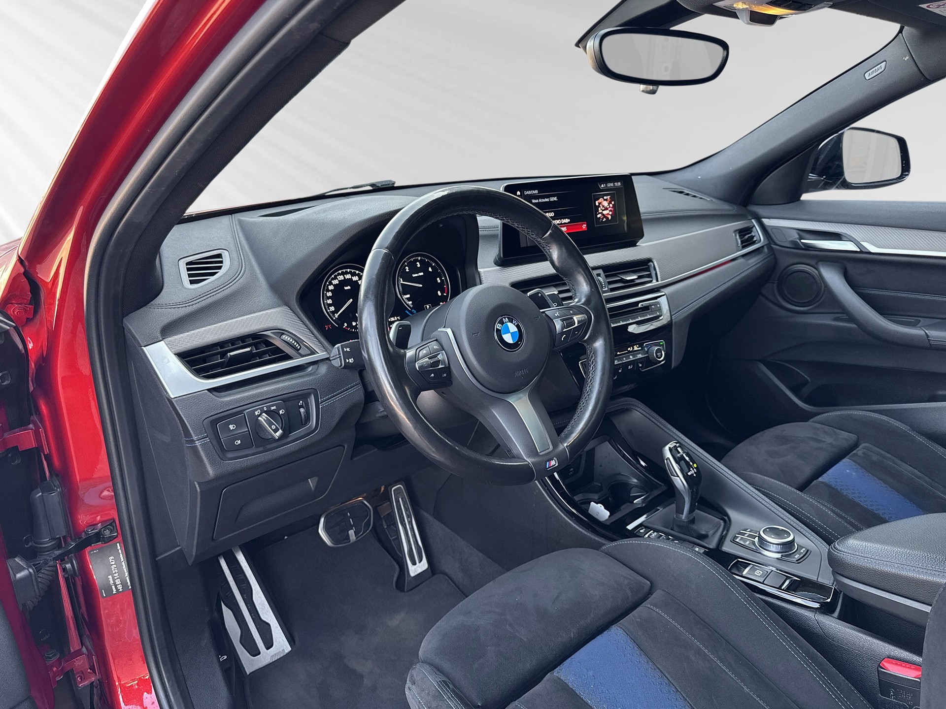 BMW X2 xDrive 25d M Sport X Steptronic-showroom-element-3