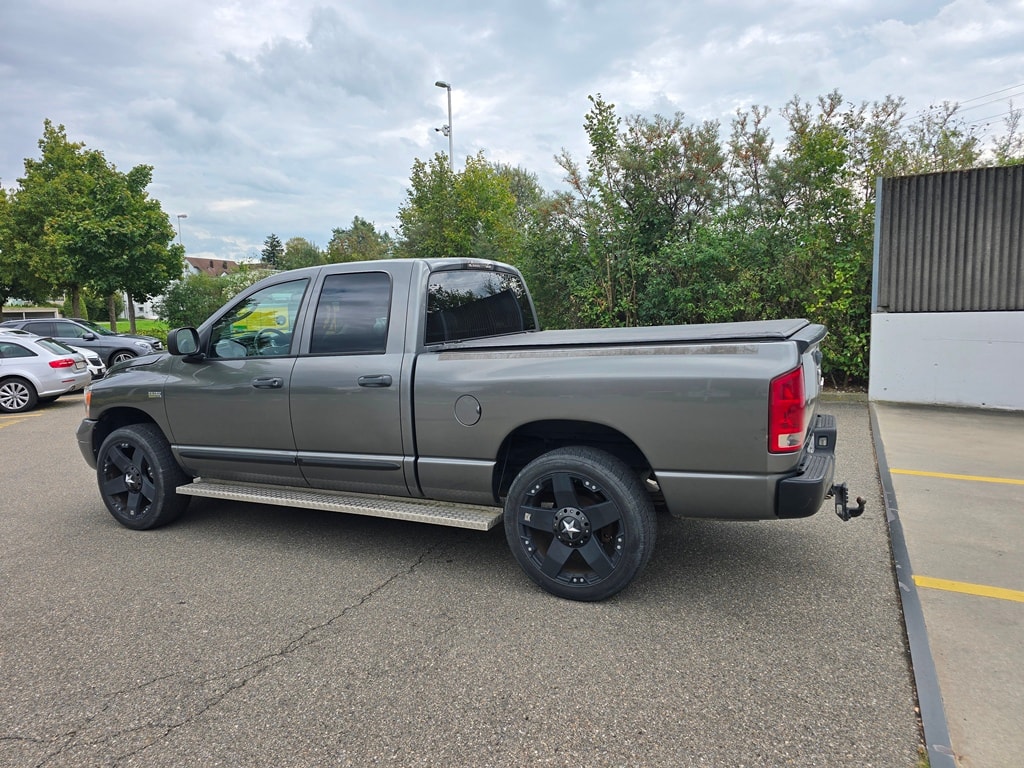 DODGE 1500 5.7 V8 Laramie-showroom-element-3