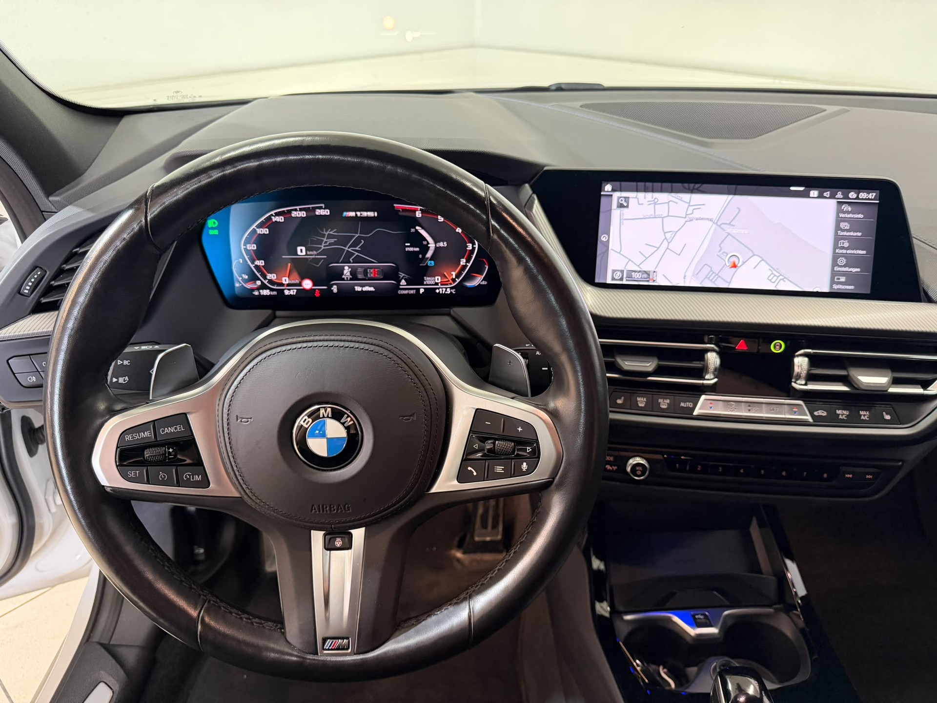 BMW M135i xDrive Steptronic-image-8
