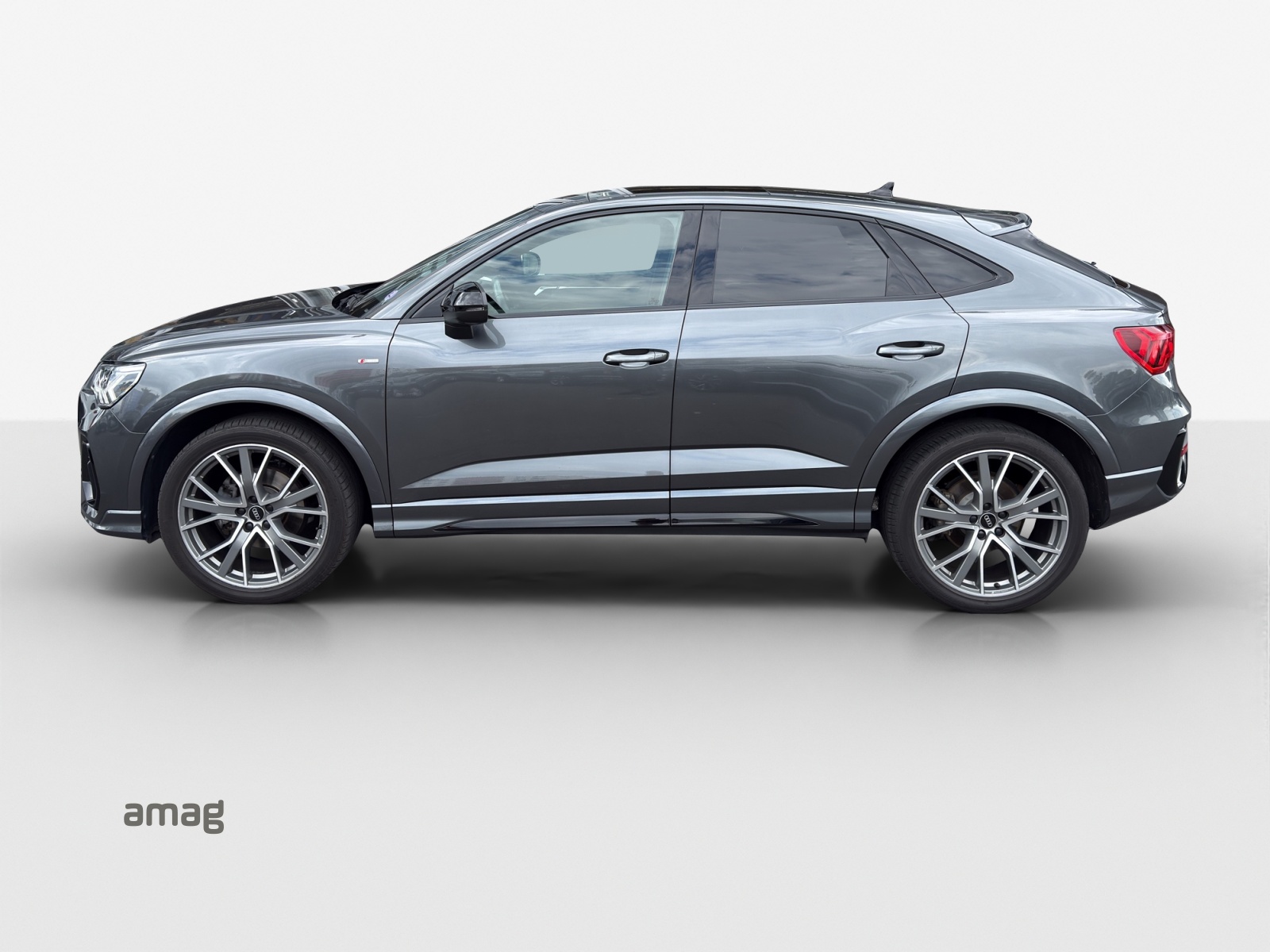 AUDI Q3 Sportback 35 TFSI S line Attraction S-tronic-showroom-element-1