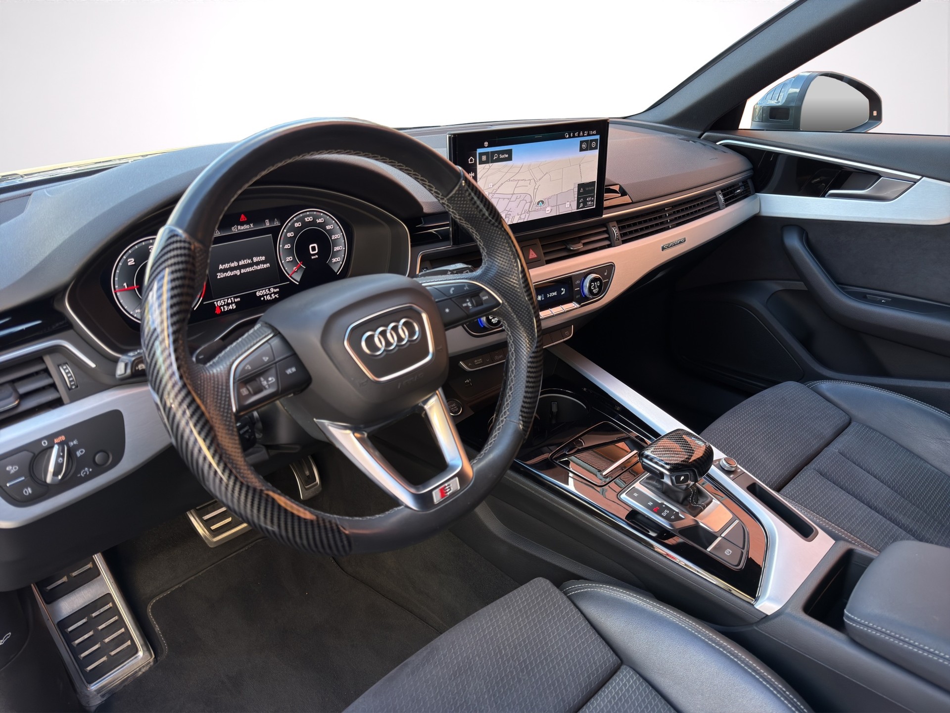 AUDI A4 Avant 40 TDI S line Attraction quattro S-tronic-image-10