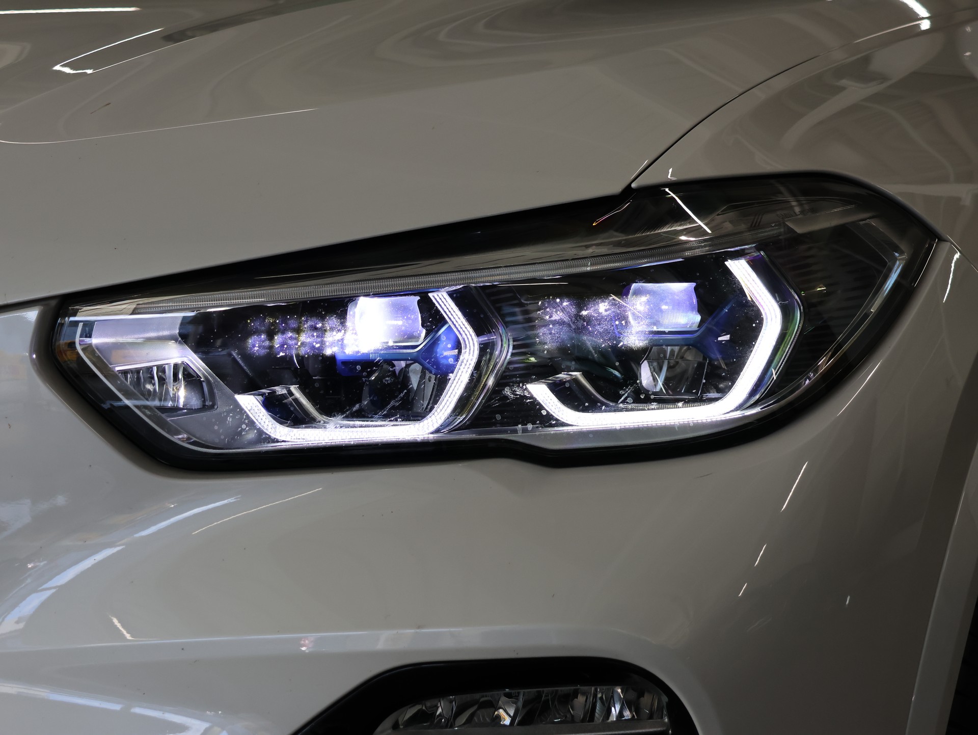 BMW X5 xDrive45e M Sport Steptronic *MASSAGESITZE*-image-4