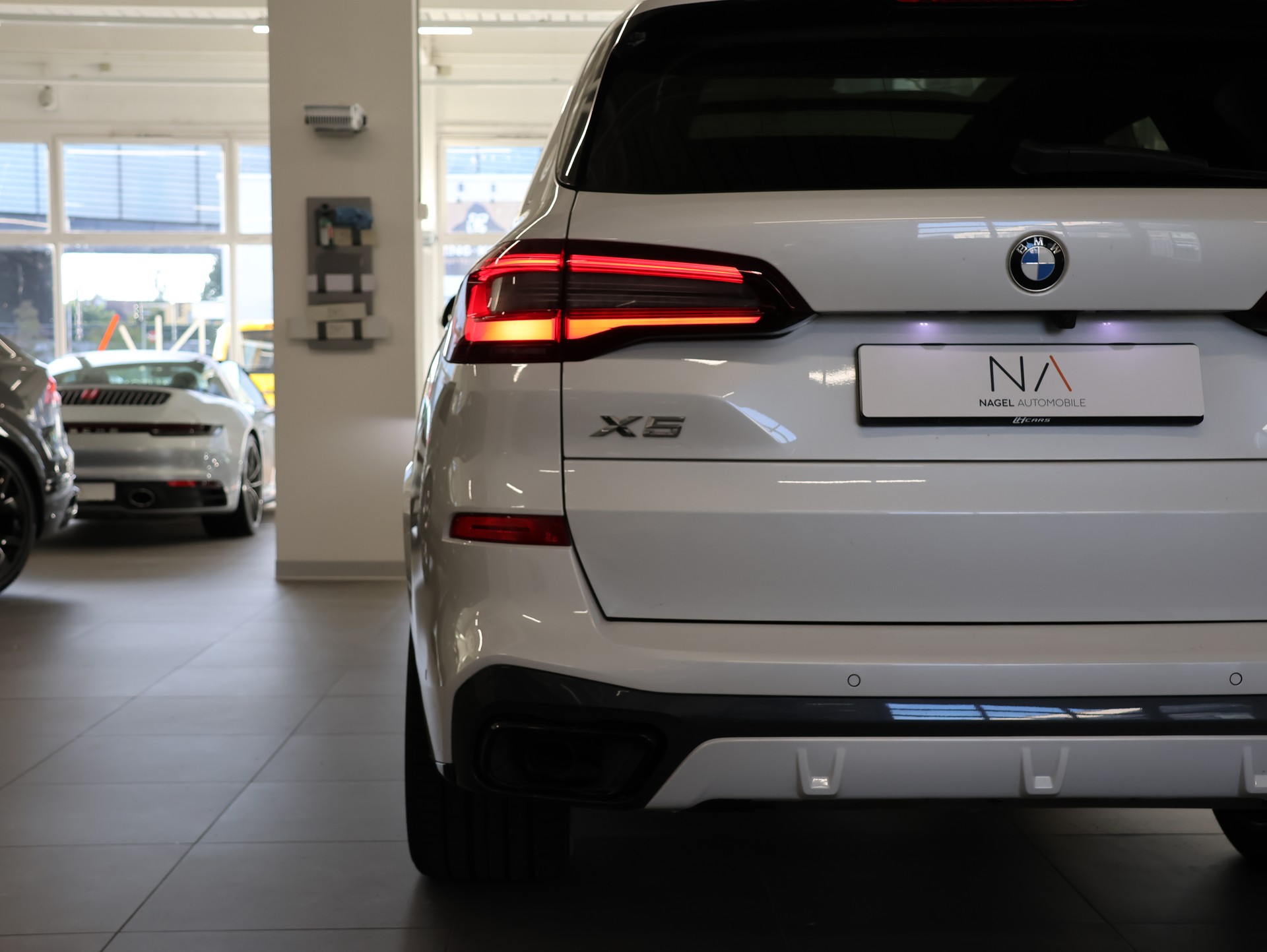 BMW X5 xDrive45e M Sport Steptronic *MASSAGESITZE*-image-6