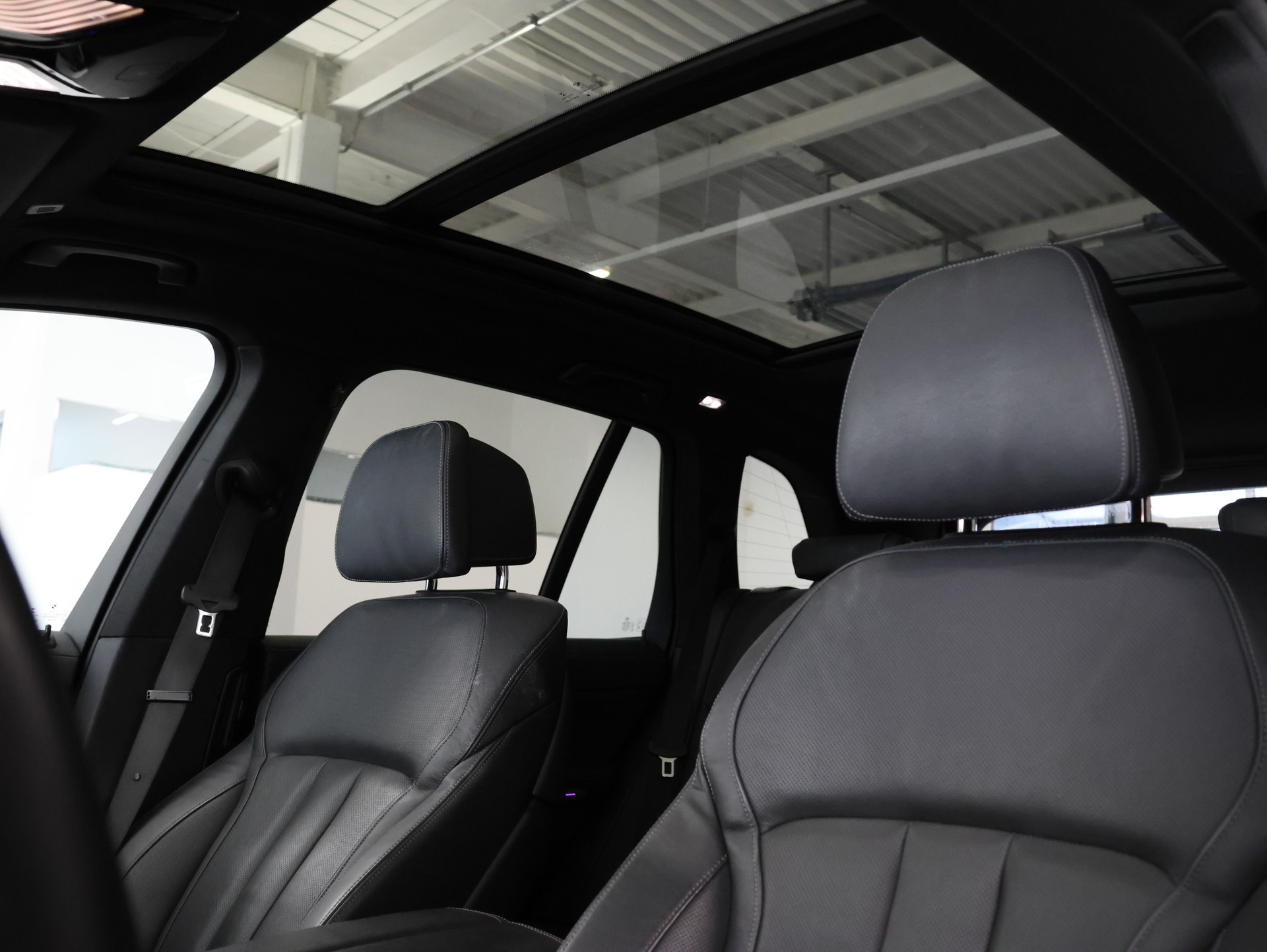 BMW X5 xDrive45e M Sport Steptronic *MASSAGESITZE*-image-14