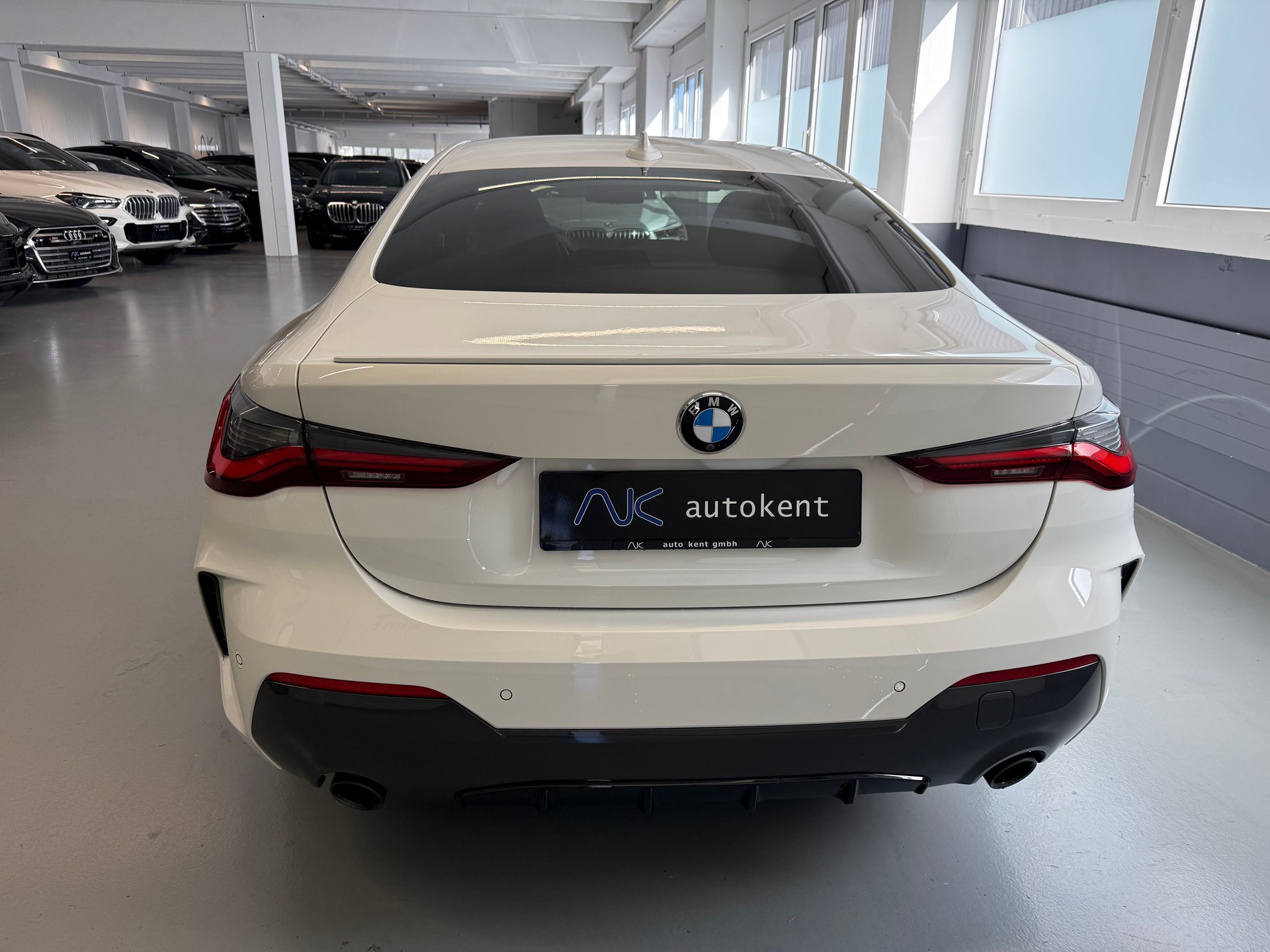 BMW 420i xDrive Coupé M Sport Steptronic-image-4