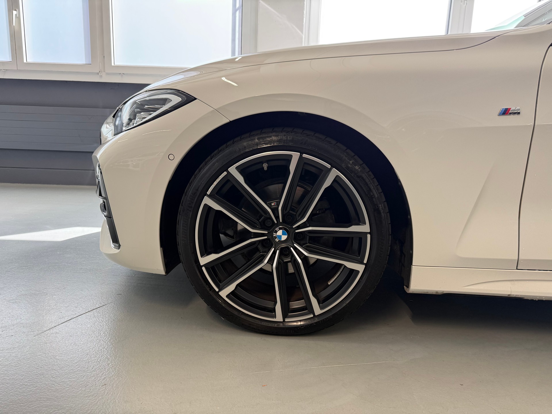 BMW 420i xDrive Coupé M Sport Steptronic-image-18