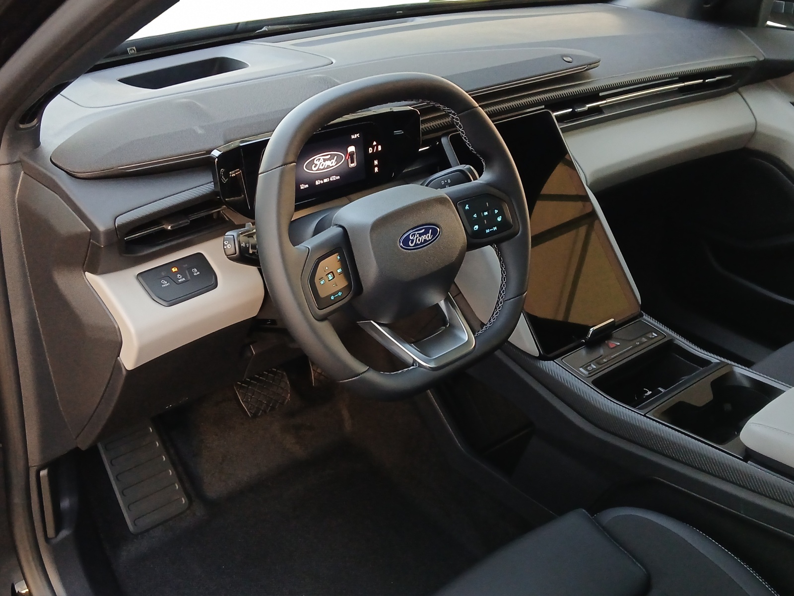 FORD Explorer Extended Range Premium AWD-image-6