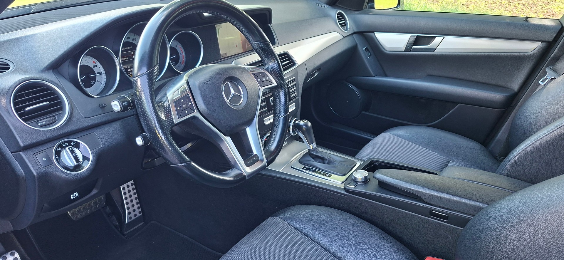 MERCEDES-BENZ C 250 CDI Avantgarde 4Matic 7G-Tronic-image-5
