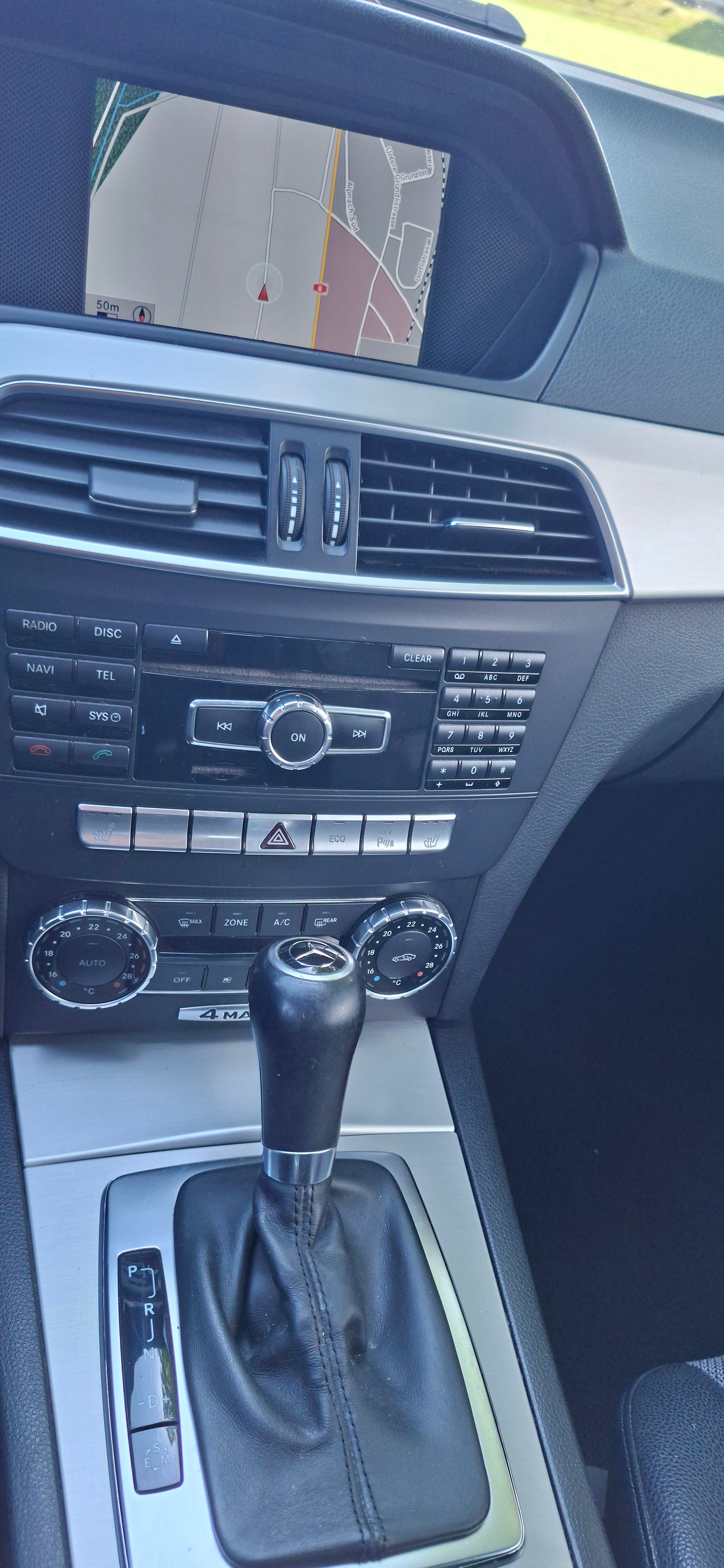MERCEDES-BENZ C 250 CDI Avantgarde 4Matic 7G-Tronic-image-7