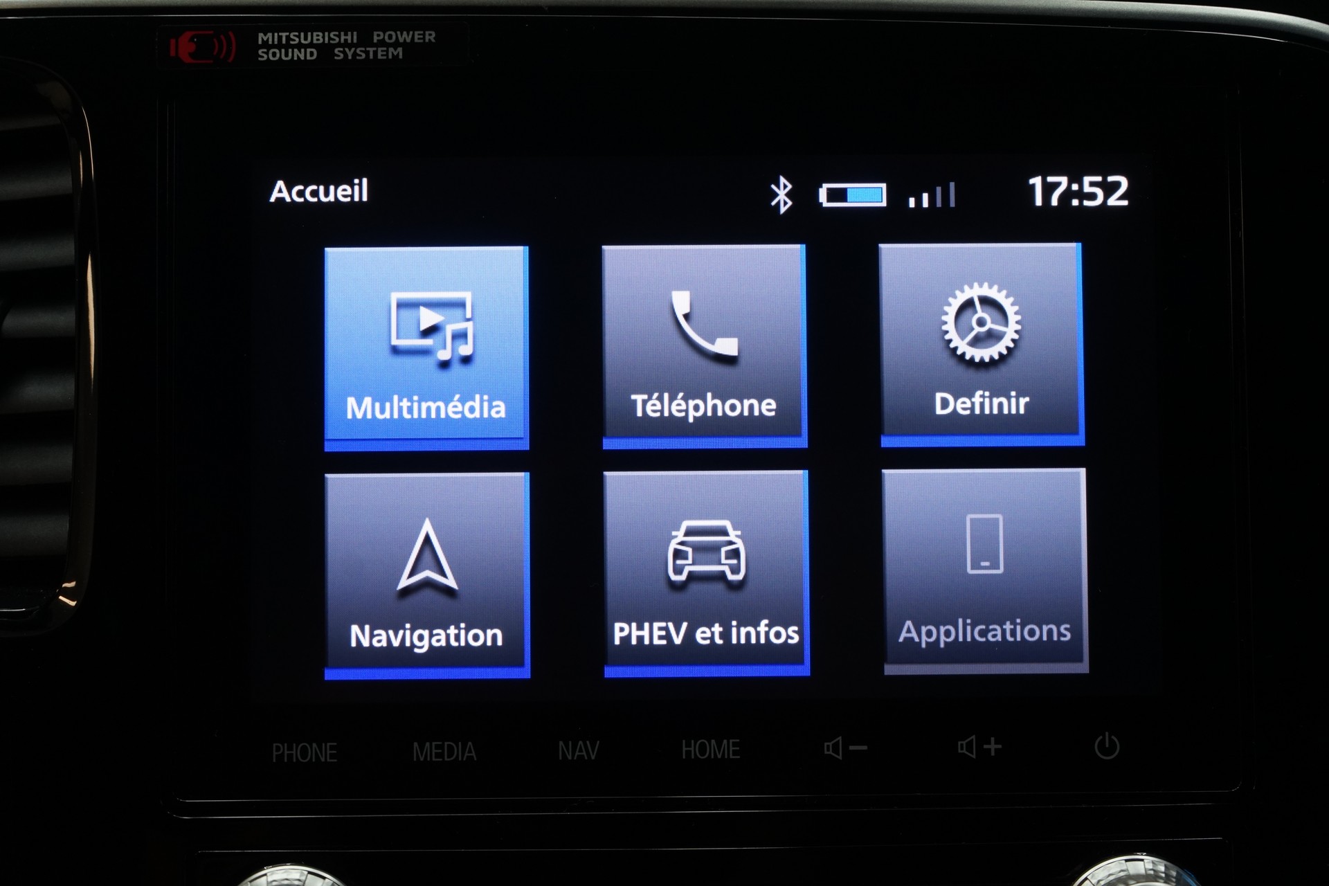 MITSUBISHI Outlander 2.4 PHEV Style 4WD Automatic-image-15