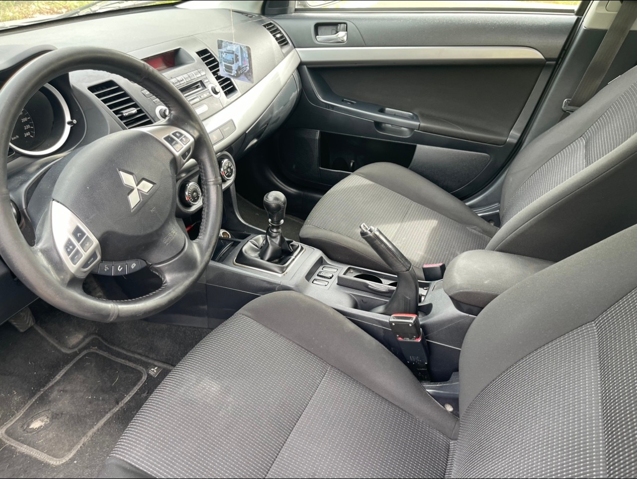 MITSUBISHI Lancer Sportback 1.8 DID Diamond-image-9