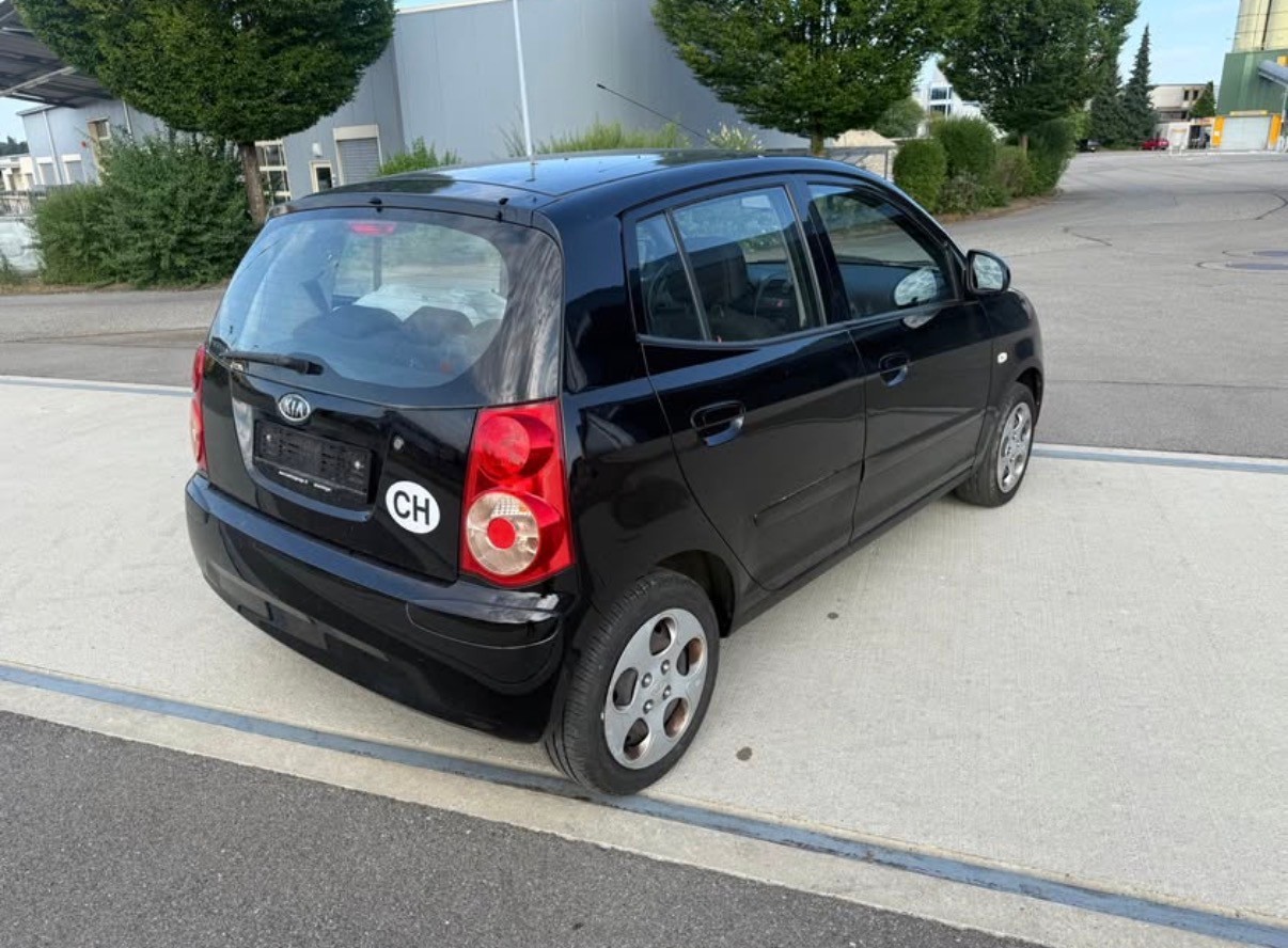 KIA Picanto 1.1 Style-image-3