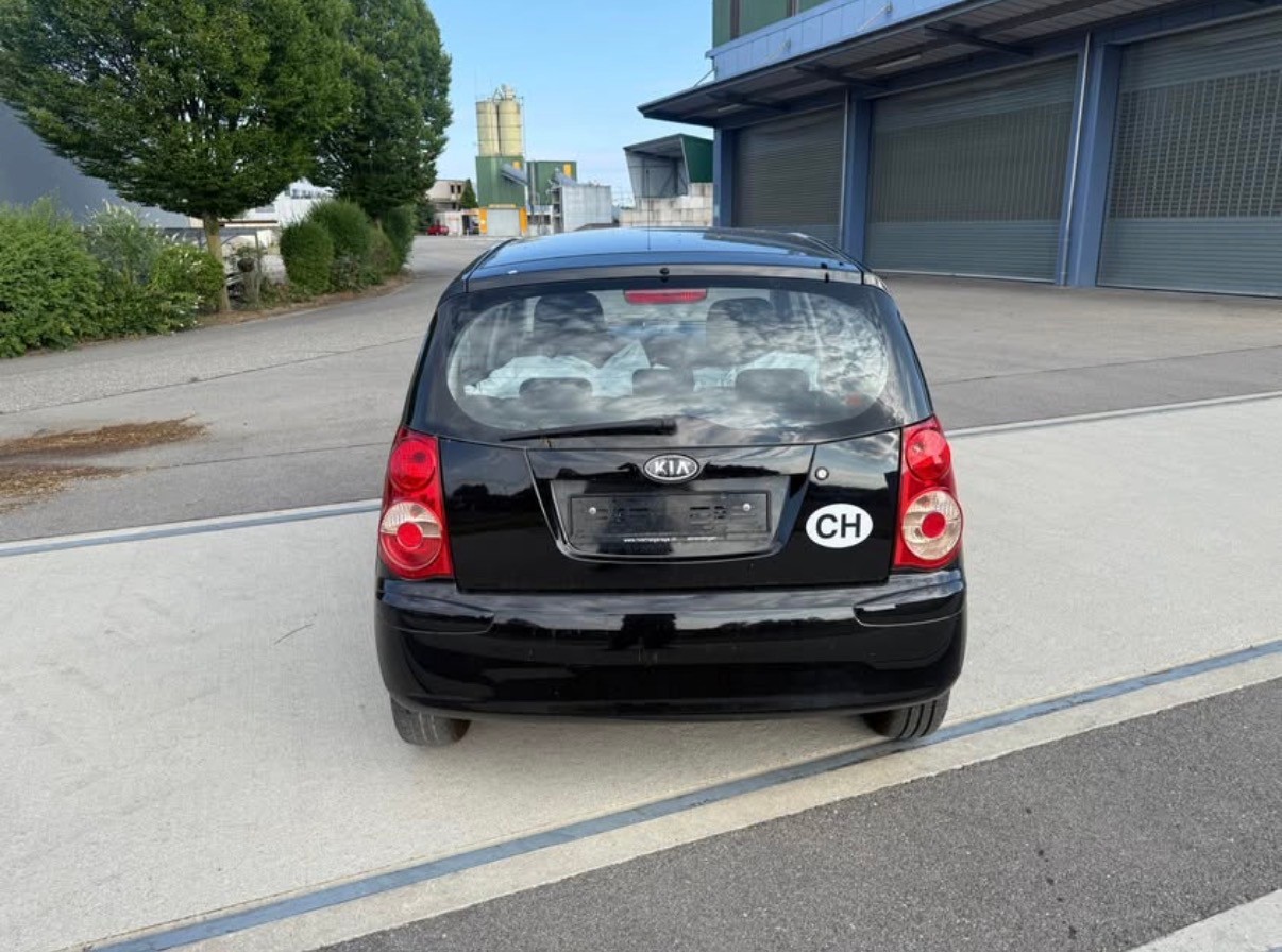 KIA Picanto 1.1 Style-image-4