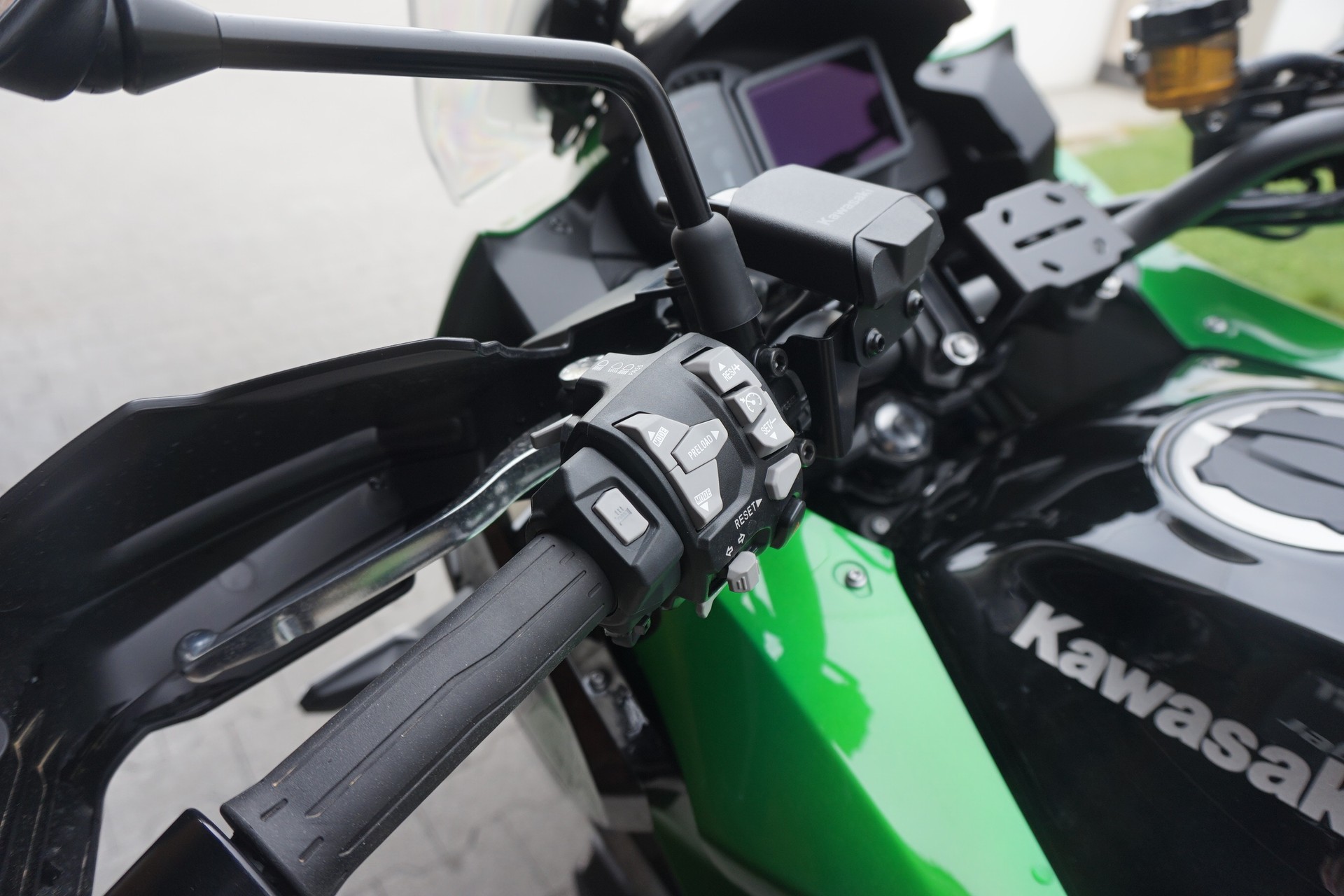 KAWASAKI Versys 1100 SE ABS Grand Tourer-image-9