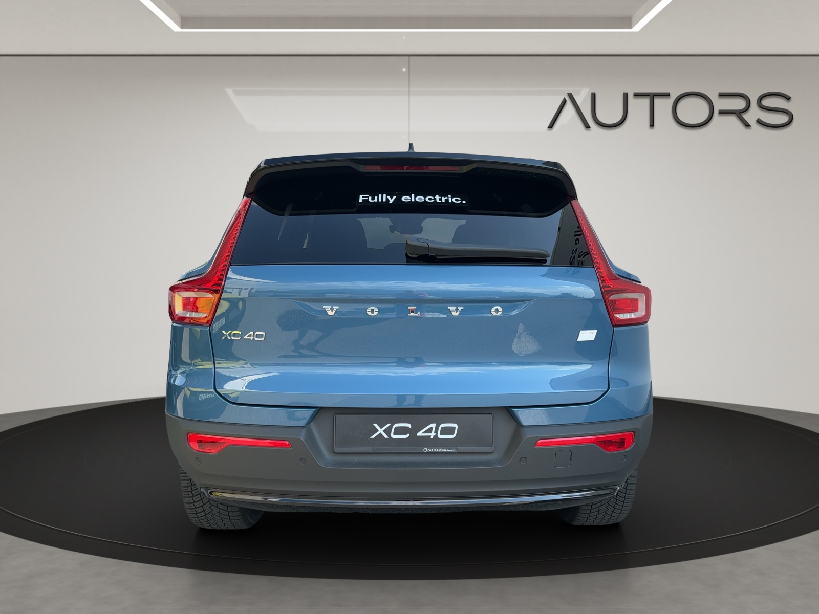 VOLVO XC40 Recharge E80 82kWh Plus RWD-image-4