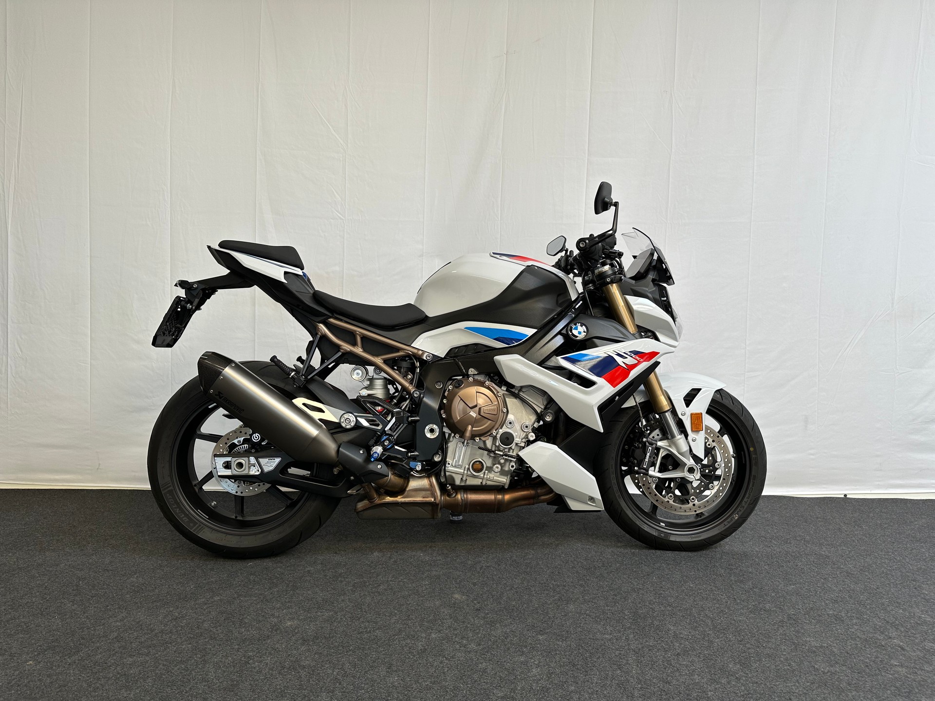 BMW S 1000 R-image-0