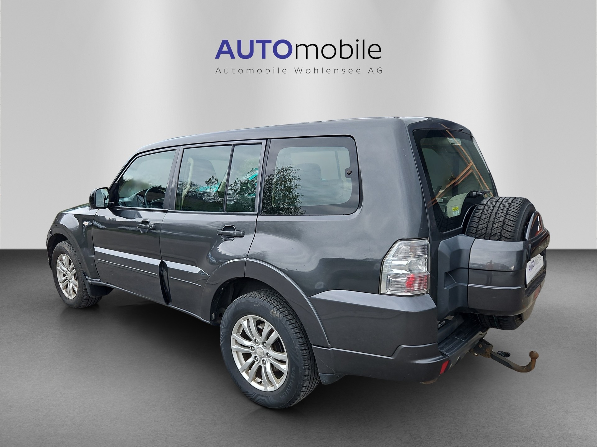 MITSUBISHI Pajero 3.2 DI-D Professional Plus Automatic-image-6