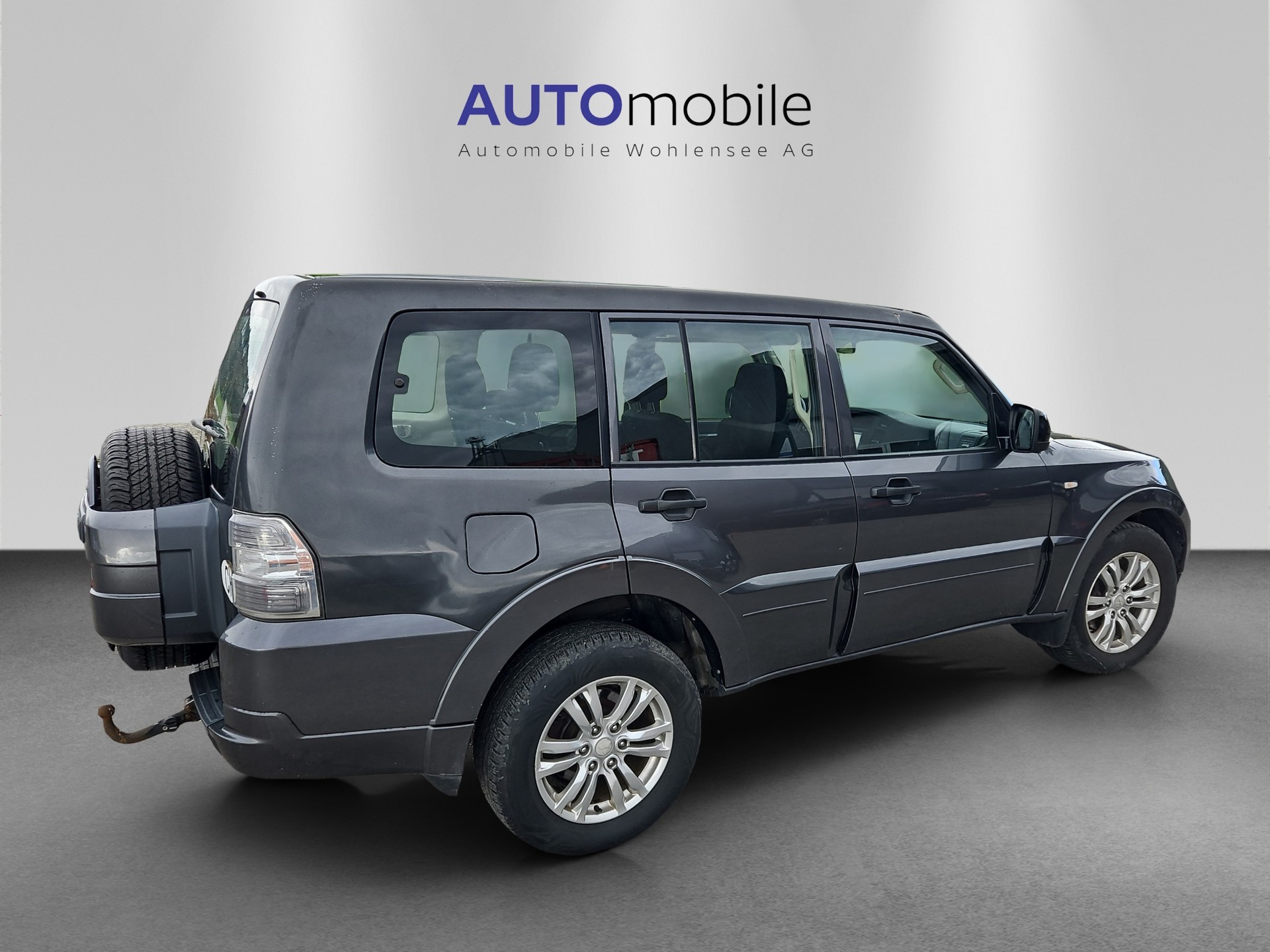 MITSUBISHI Pajero 3.2 DI-D Professional Plus Automatic-image-4