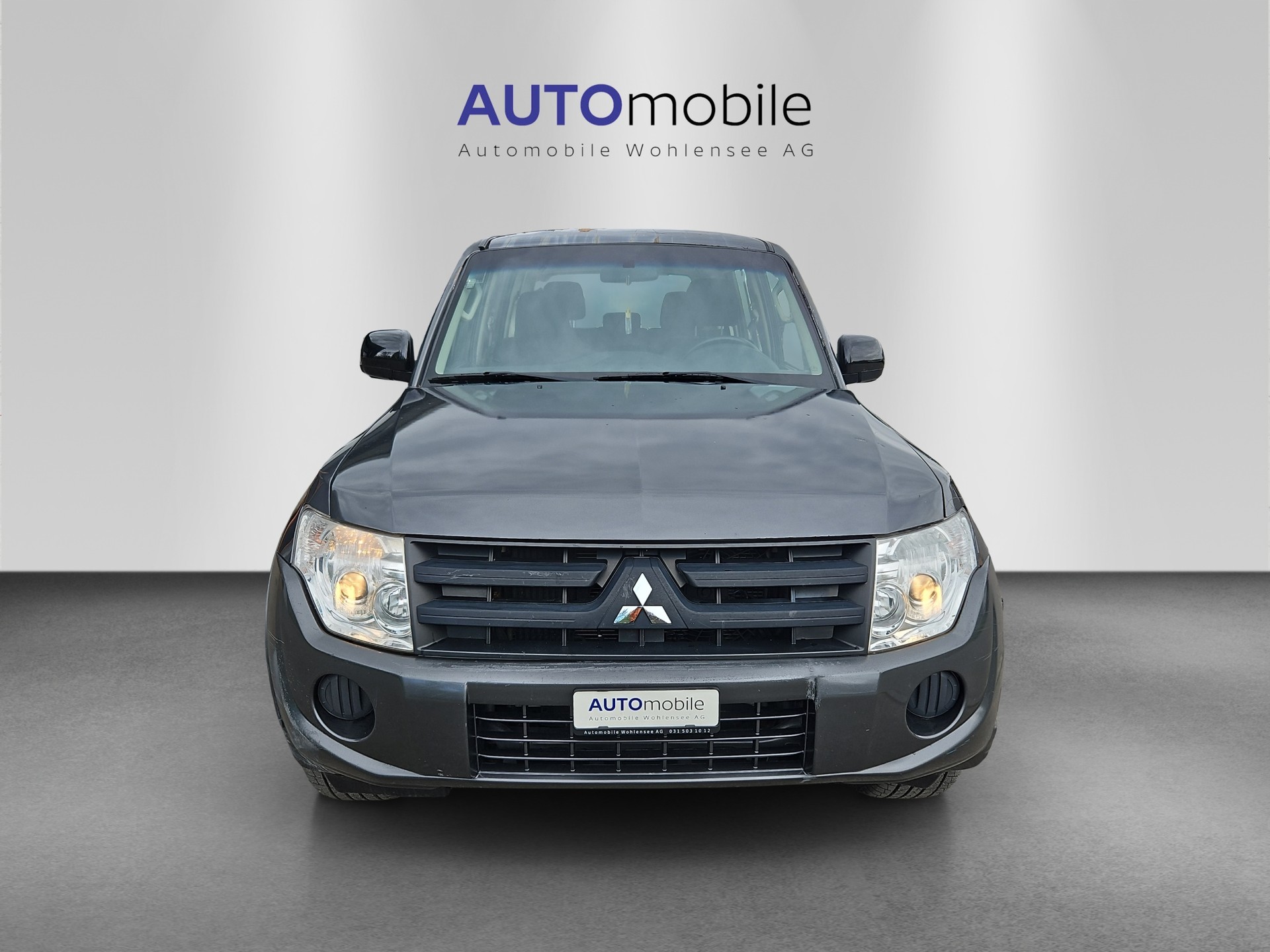 MITSUBISHI Pajero 3.2 DI-D Professional Plus Automatic-showroom-element-2