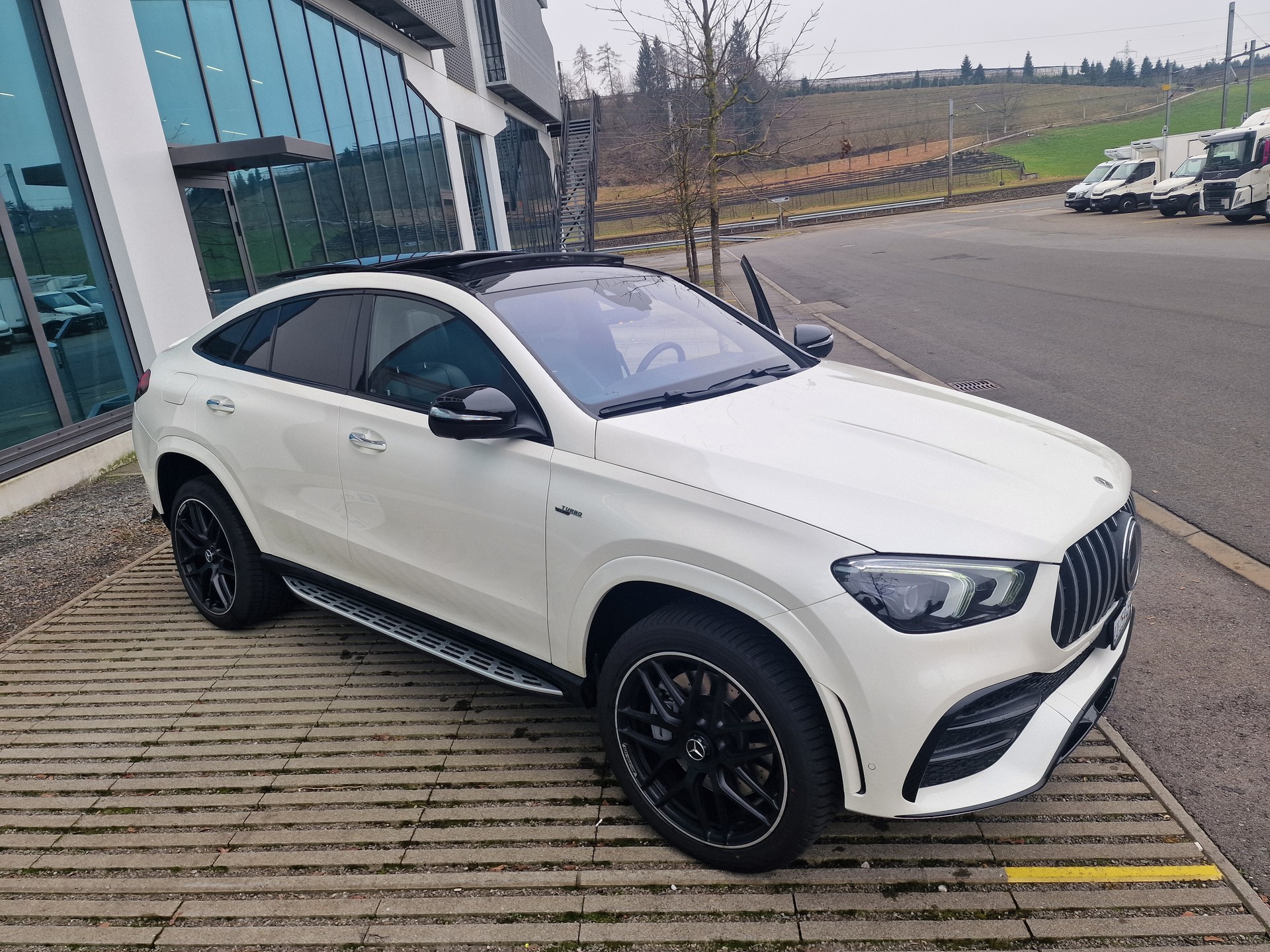 MERCEDES-BENZ GLE Coupé 53 AMG 4Matic+ Speedshift-image-1