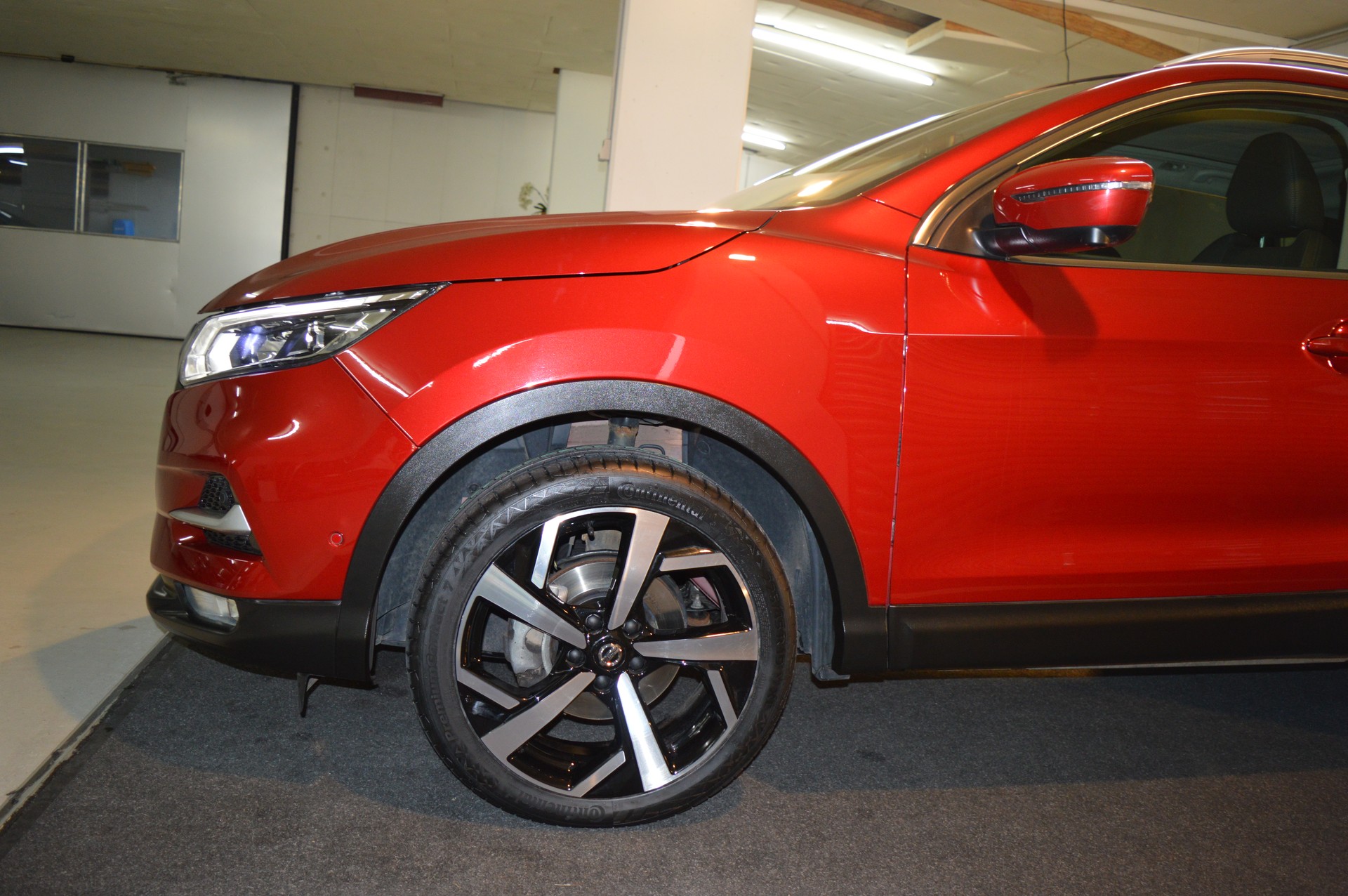 NISSAN Qashqai 1.7 dCi Tekna 4x4 Xtronic ALL-MODE 4x4-image-8