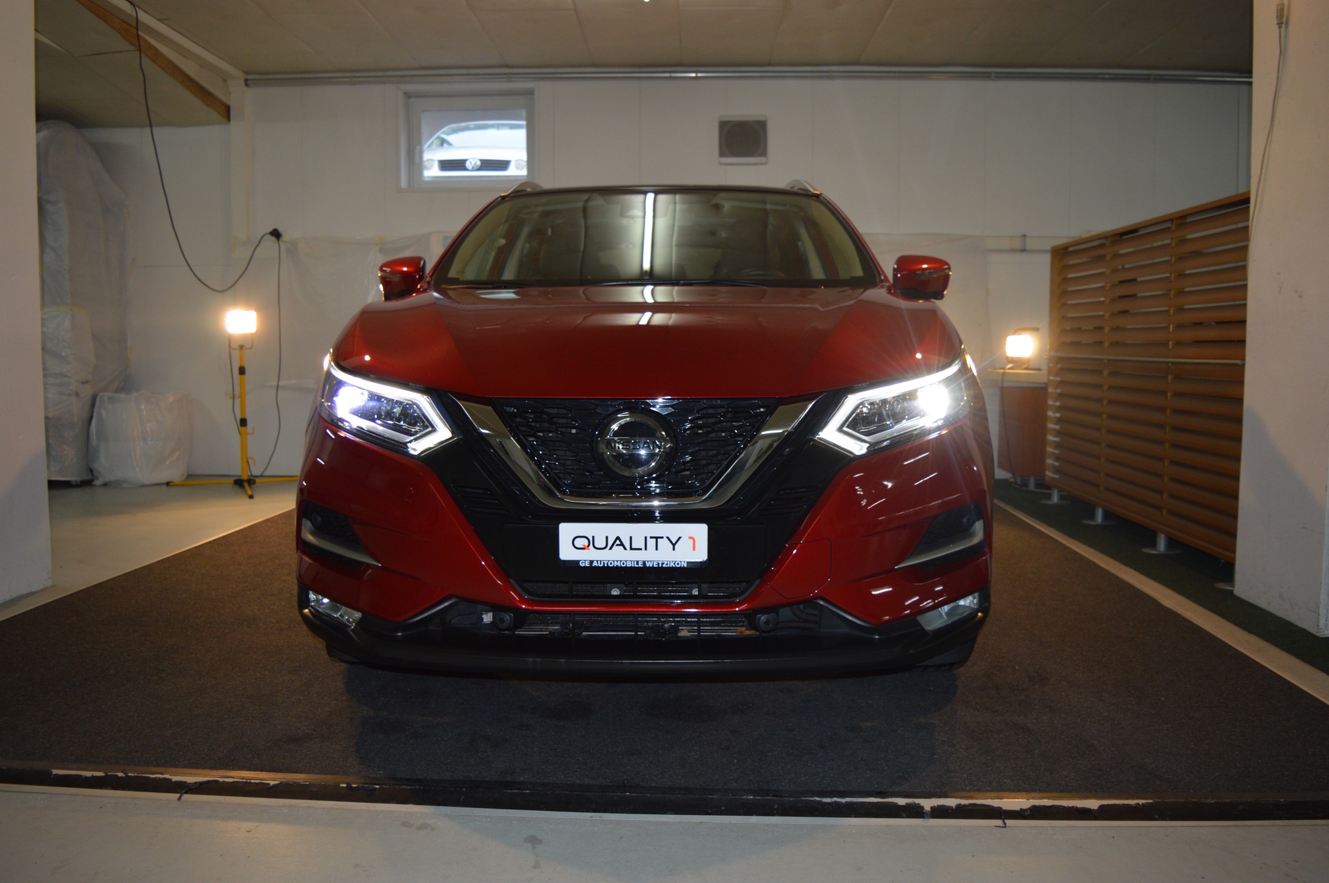 NISSAN Qashqai 1.7 dCi Tekna 4x4 Xtronic ALL-MODE 4x4-showroom-element-1