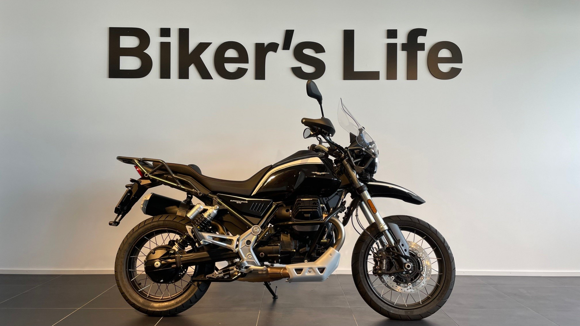 MOTO GUZZI V85 TT Guardia d'Onore-image-0