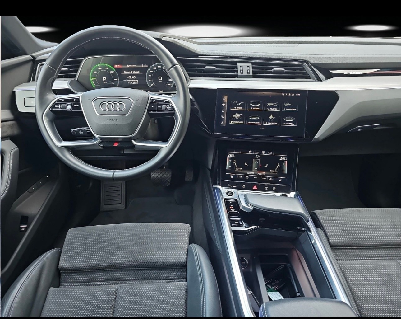 AUDI e-tron 50 Sportback quattro-image-8