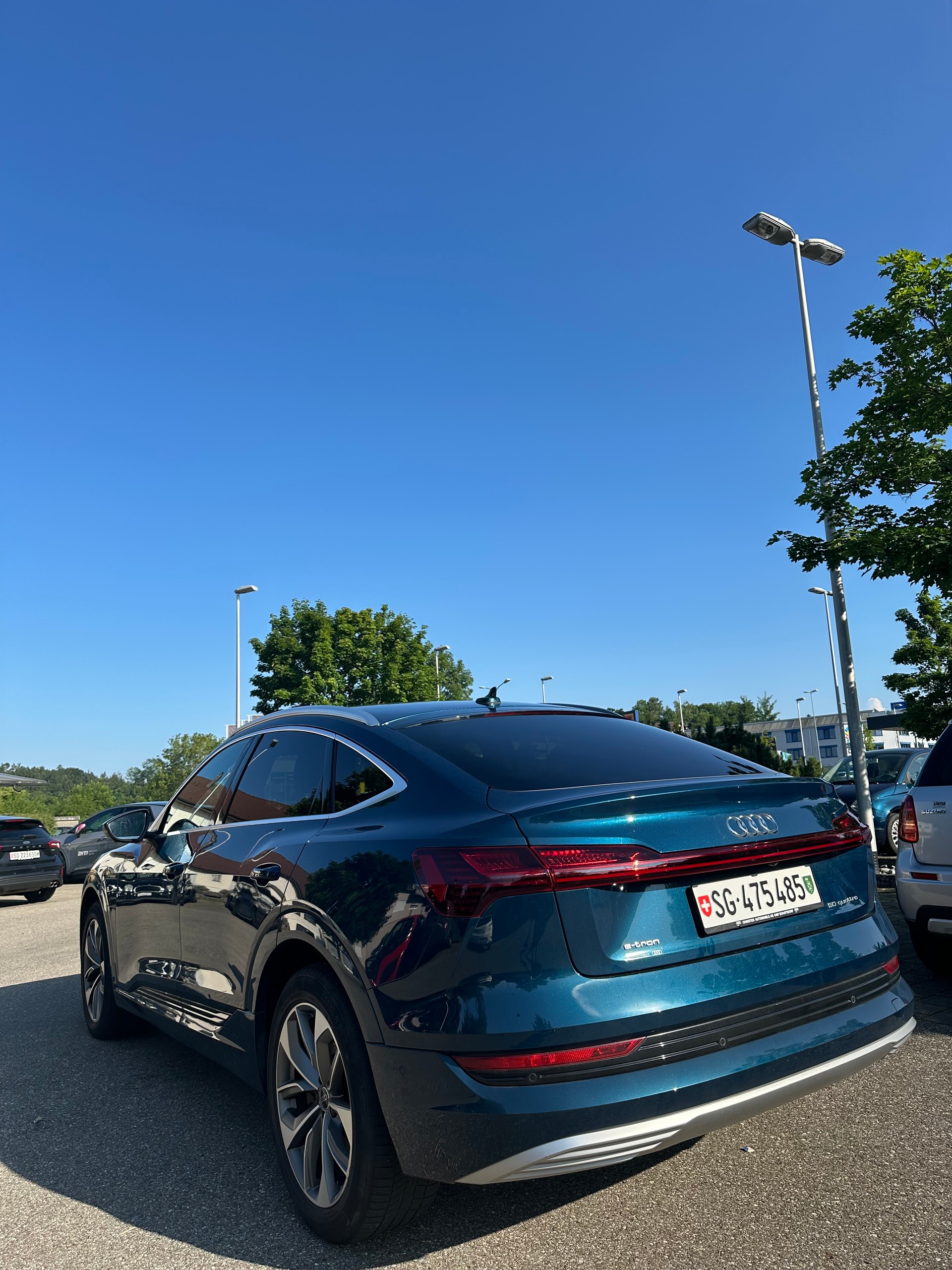 AUDI e-tron 50 Sportback quattro-image-2