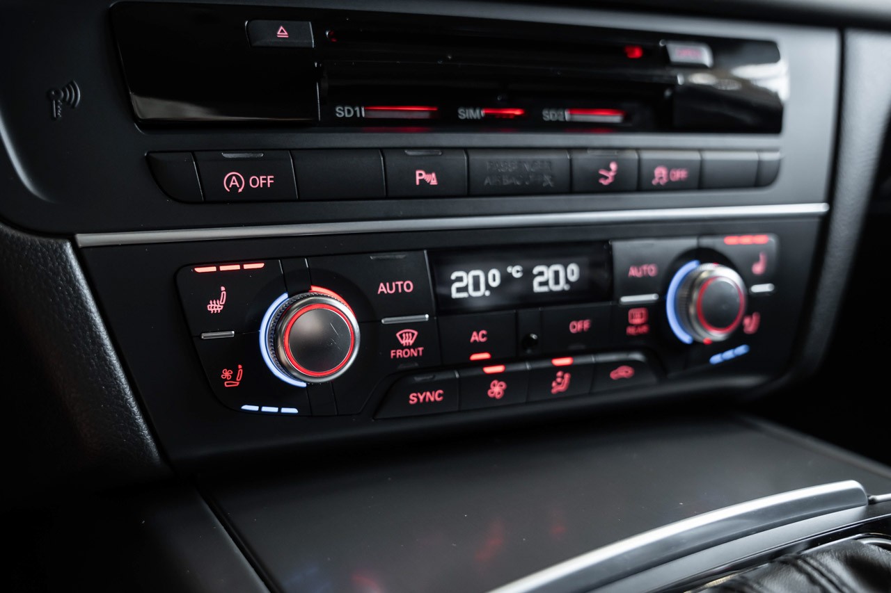 AUDI A7 Sportback 3.0 TDI quattro S-tronic-image-24