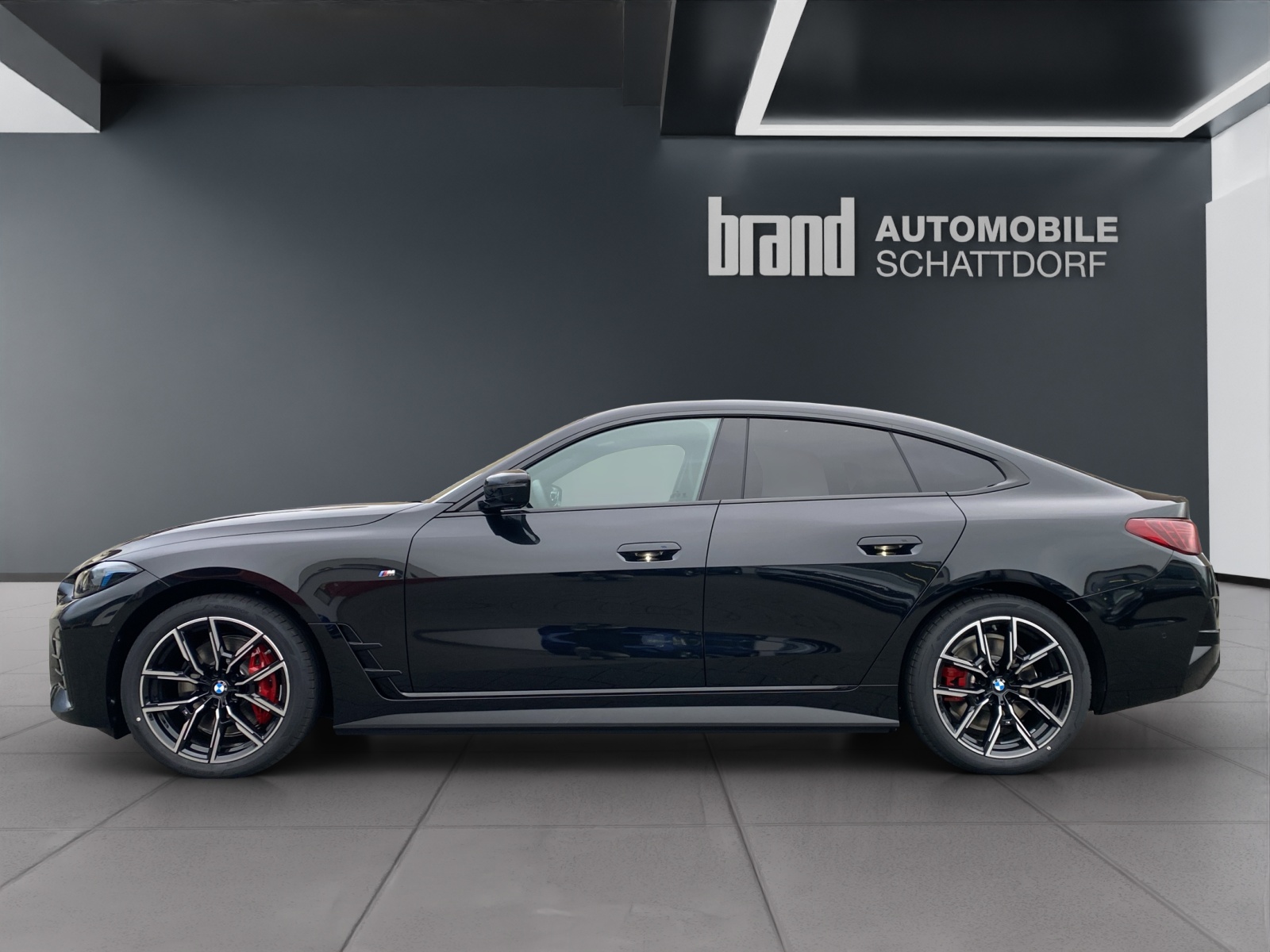 BMW i4 xDrive40-showroom-element-1