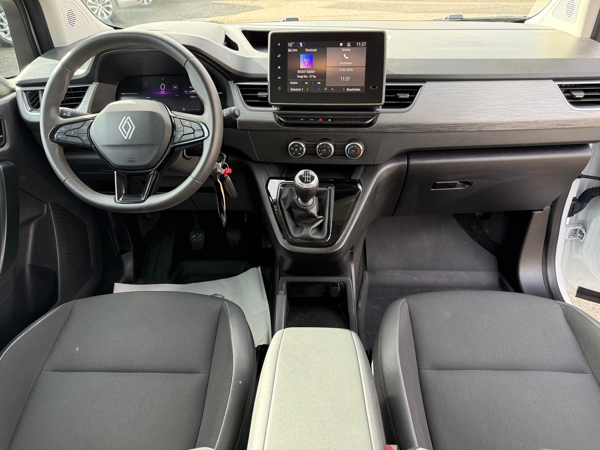 RENAULT Kangoo 1.3 TCe 100 PF Equilibre-image-8